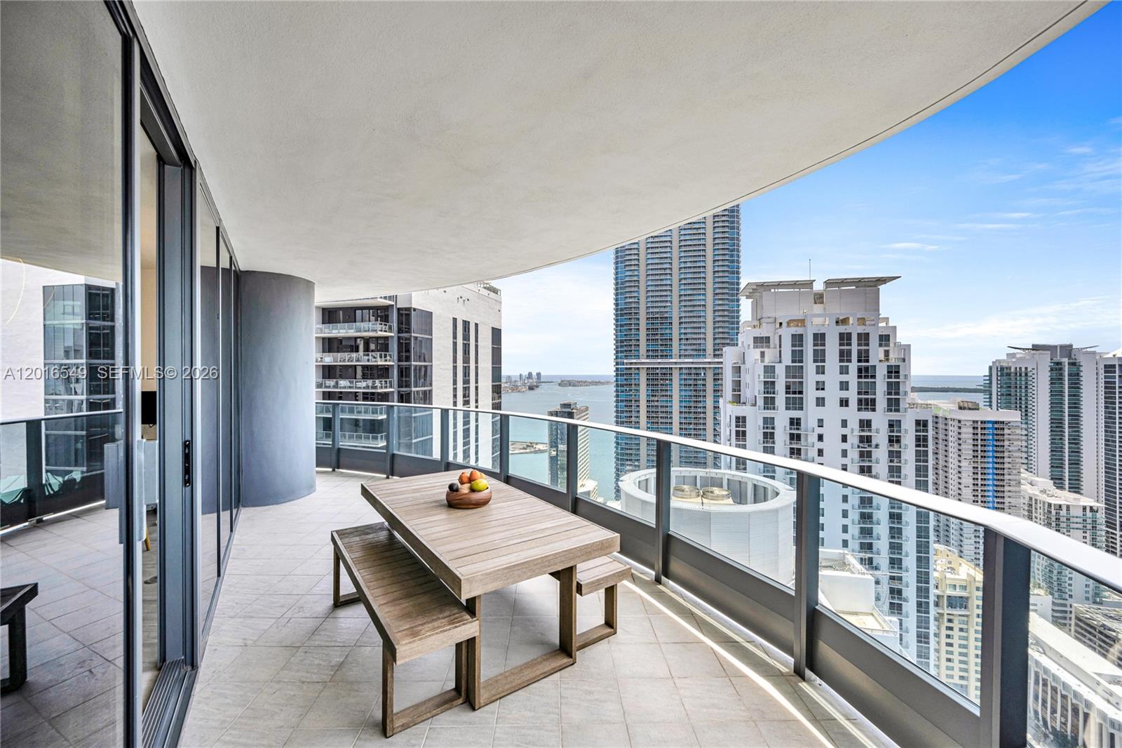 1000 Brickell Plz #4601, Miami FL 33131