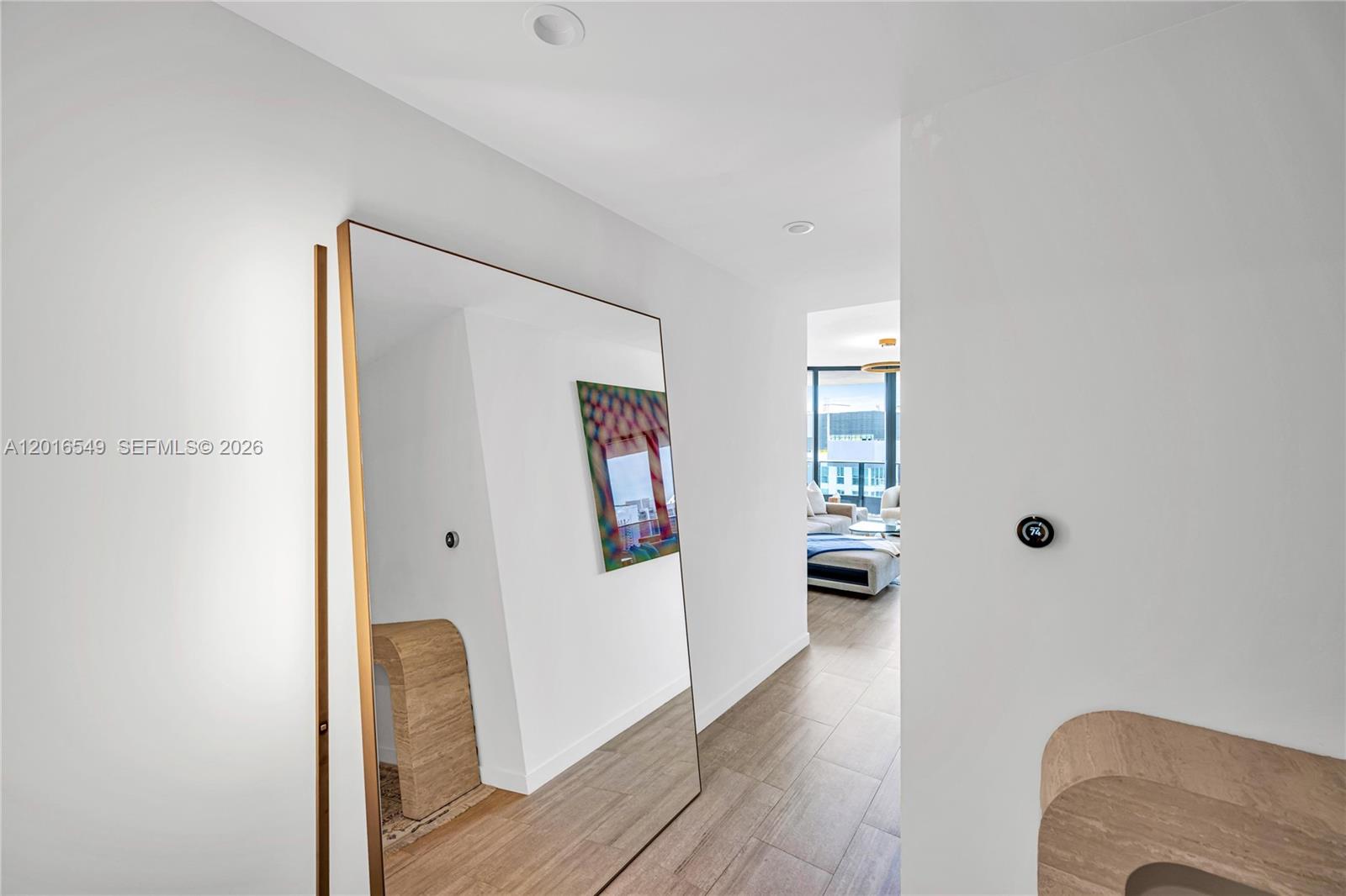 1000 Brickell Plz #4601, Miami FL 33131