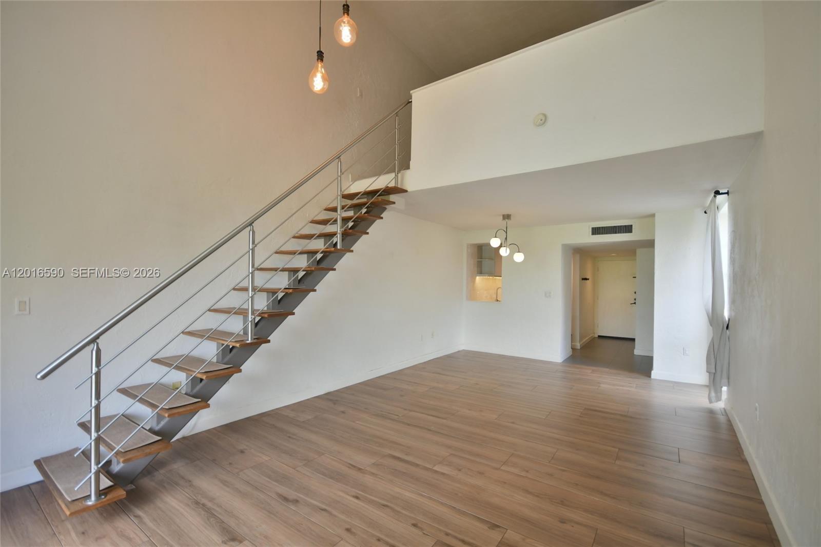 6884 N Kendall Dr #C401, Pinecrest FL 33156