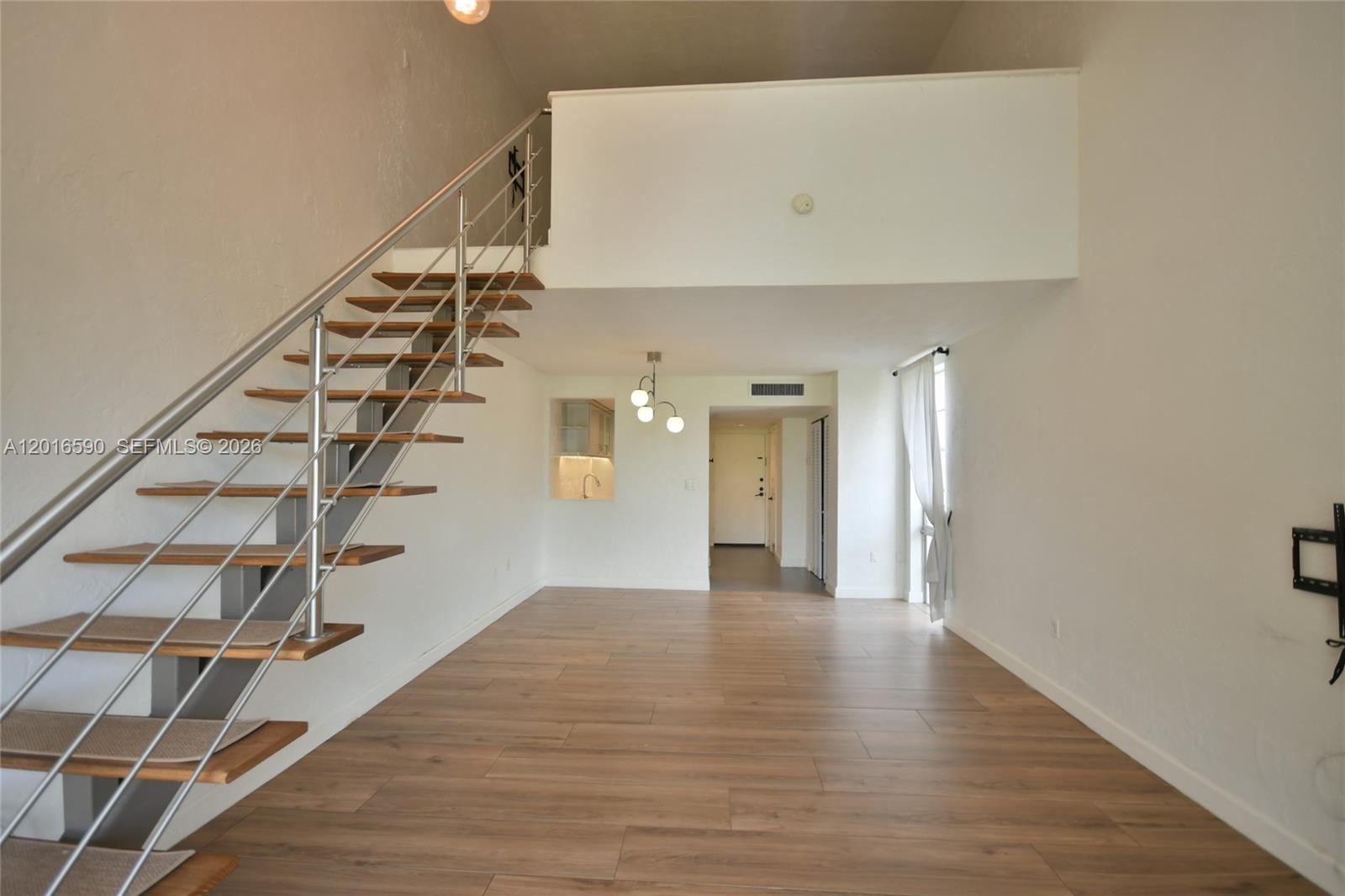 6884 N Kendall Dr #C401, Pinecrest FL 33156