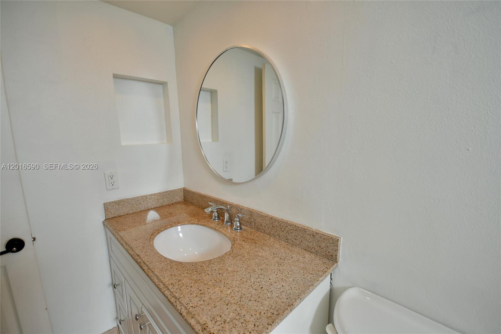 6884 N Kendall Dr #C401, Pinecrest FL 33156