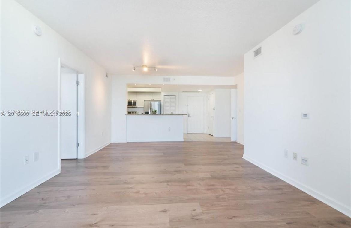 19501 W Country Club Dr #510, Aventura FL 33180