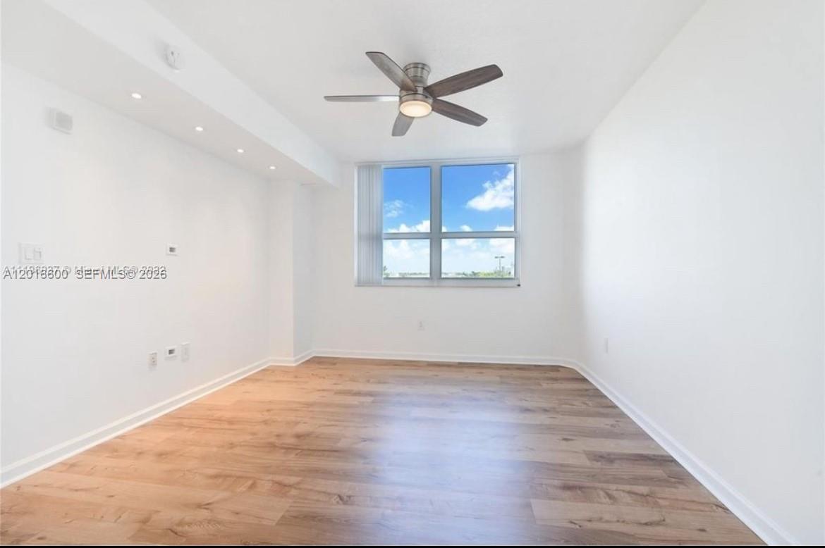 19501 W Country Club Dr #510, Aventura FL 33180