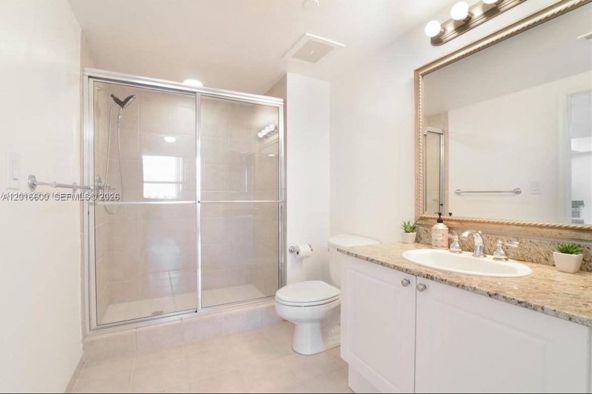 19501 W Country Club Dr #510, Aventura FL 33180