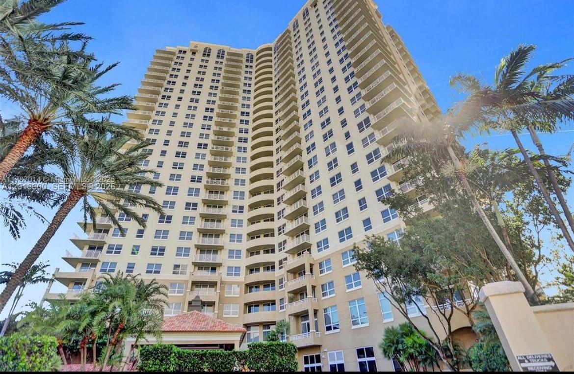 19501 W Country Club Dr #510, Aventura FL 33180