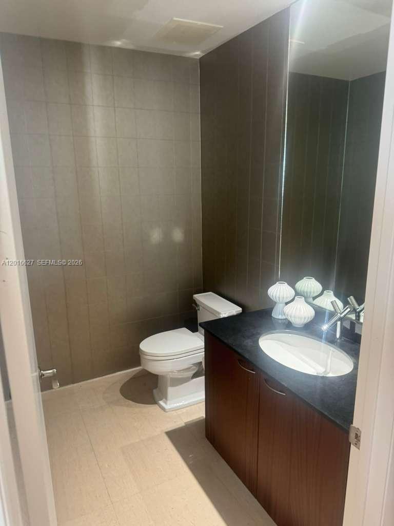 16001 Collins Ave #1002, Sunny Isles Beach FL 33160
