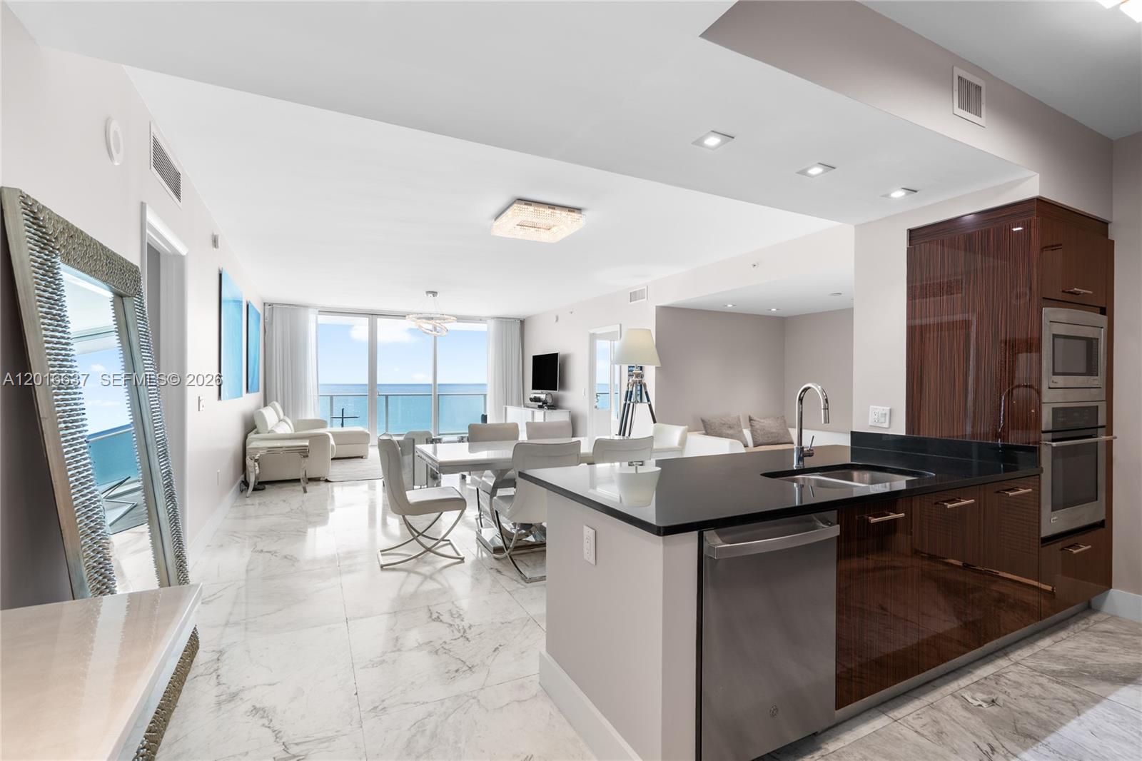 3951 S Ocean Dr #1002, Hollywood FL 33019