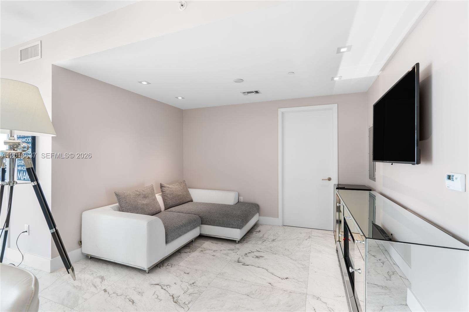 3951 S Ocean Dr #1002, Hollywood FL 33019