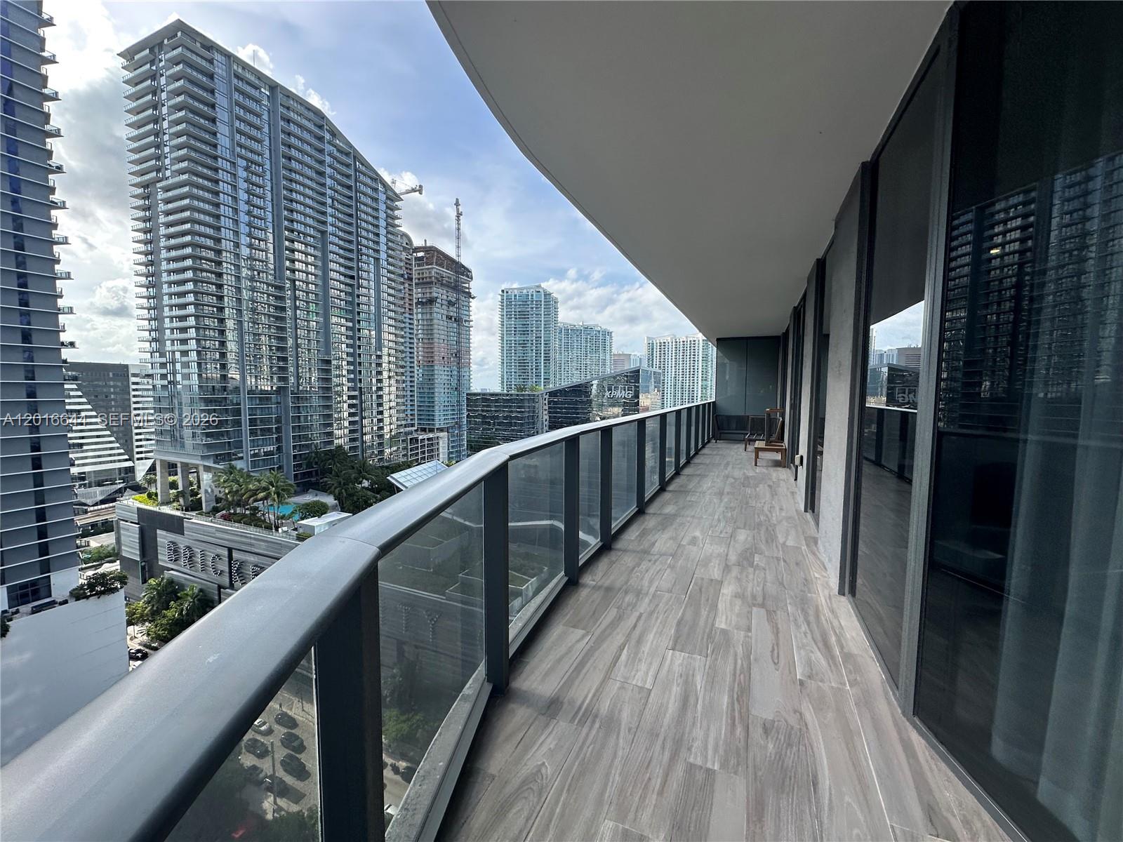 801 S Miami Ave #2001, Miami FL 33130