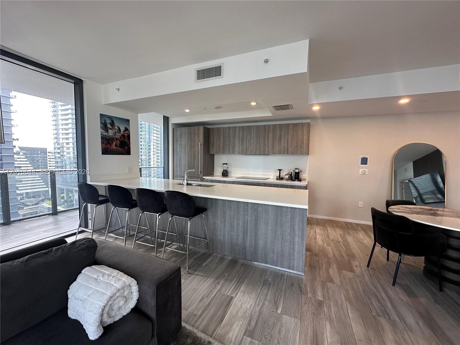 801 S Miami Ave #2001, Miami FL 33130