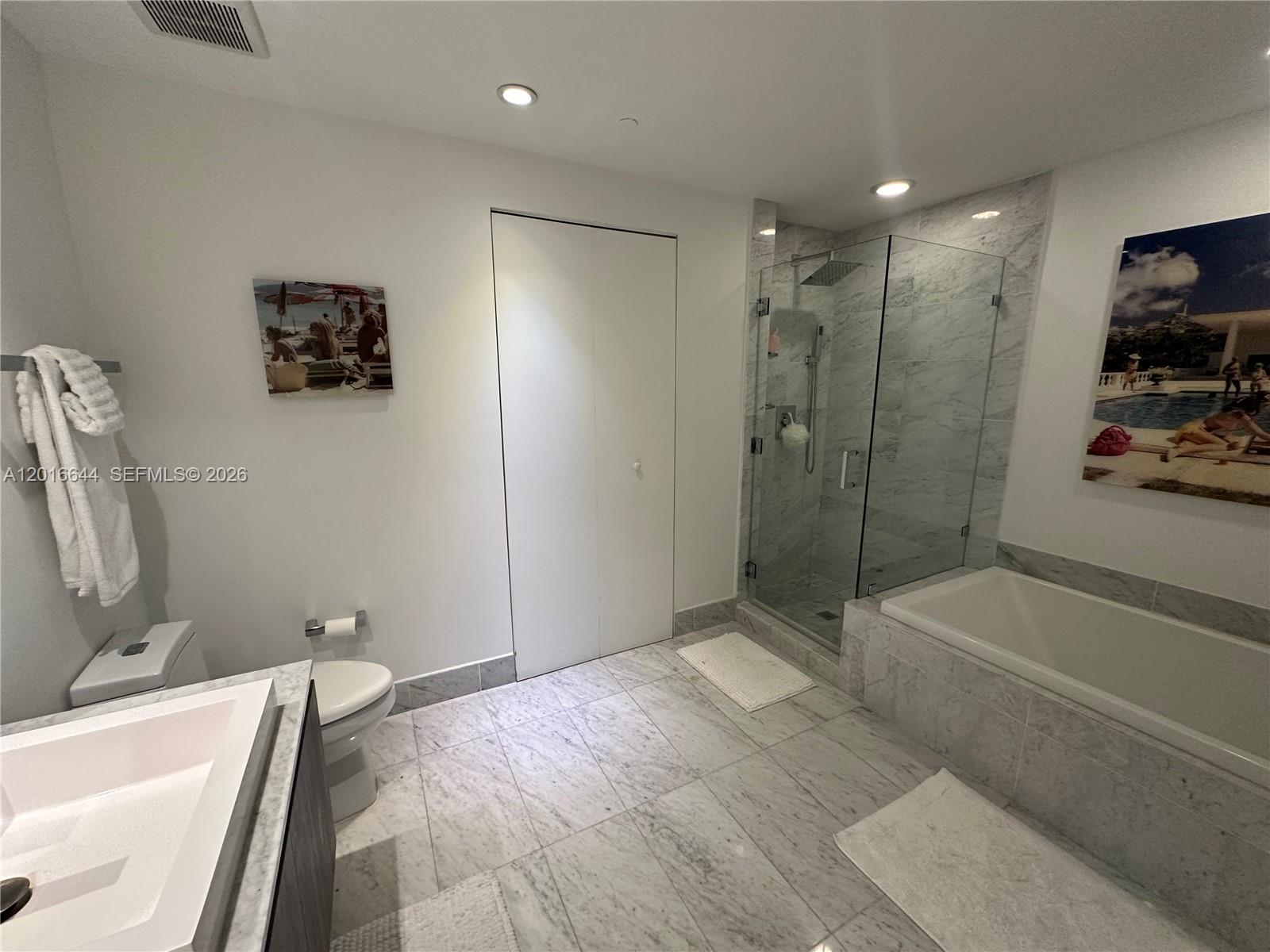 801 S Miami Ave #2001, Miami FL 33130