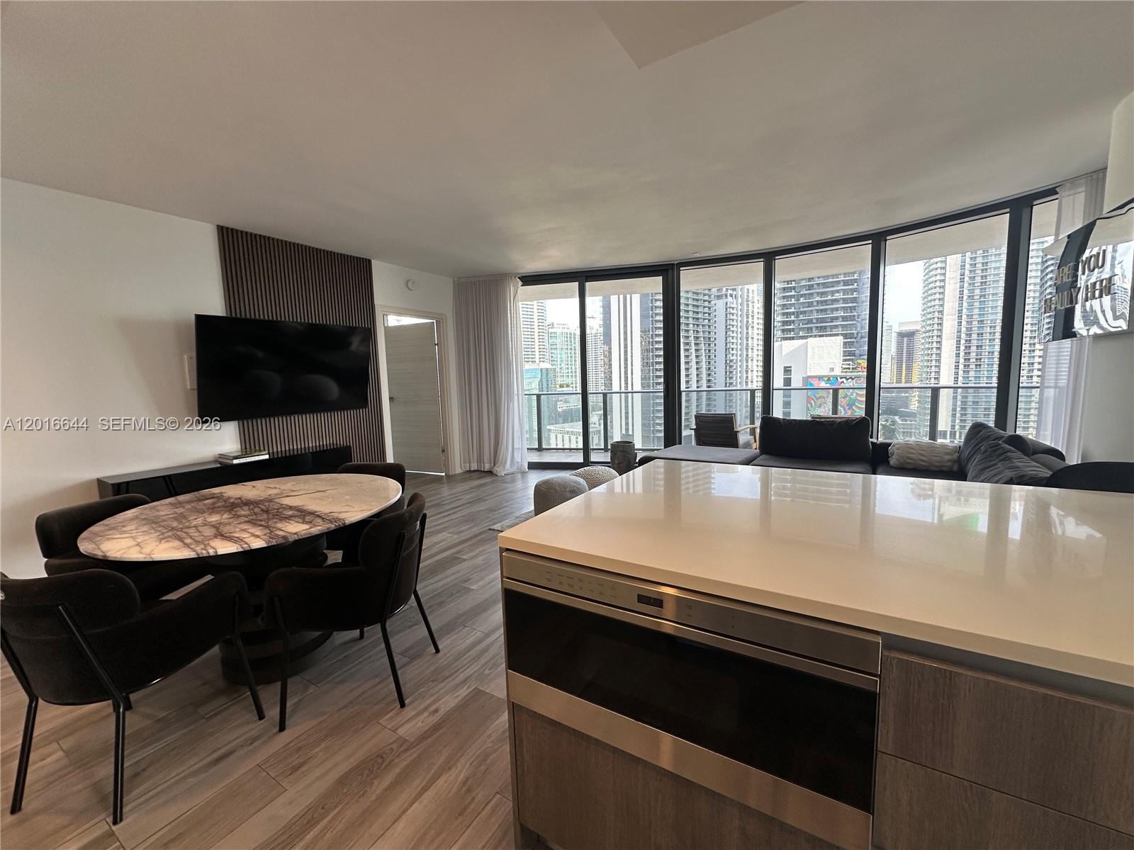 801 S Miami Ave #2001, Miami FL 33130