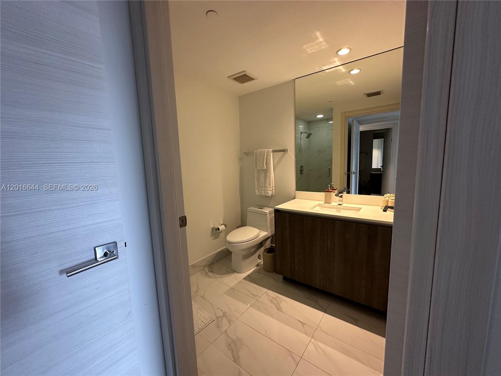 801 S Miami Ave #2001, Miami FL 33130