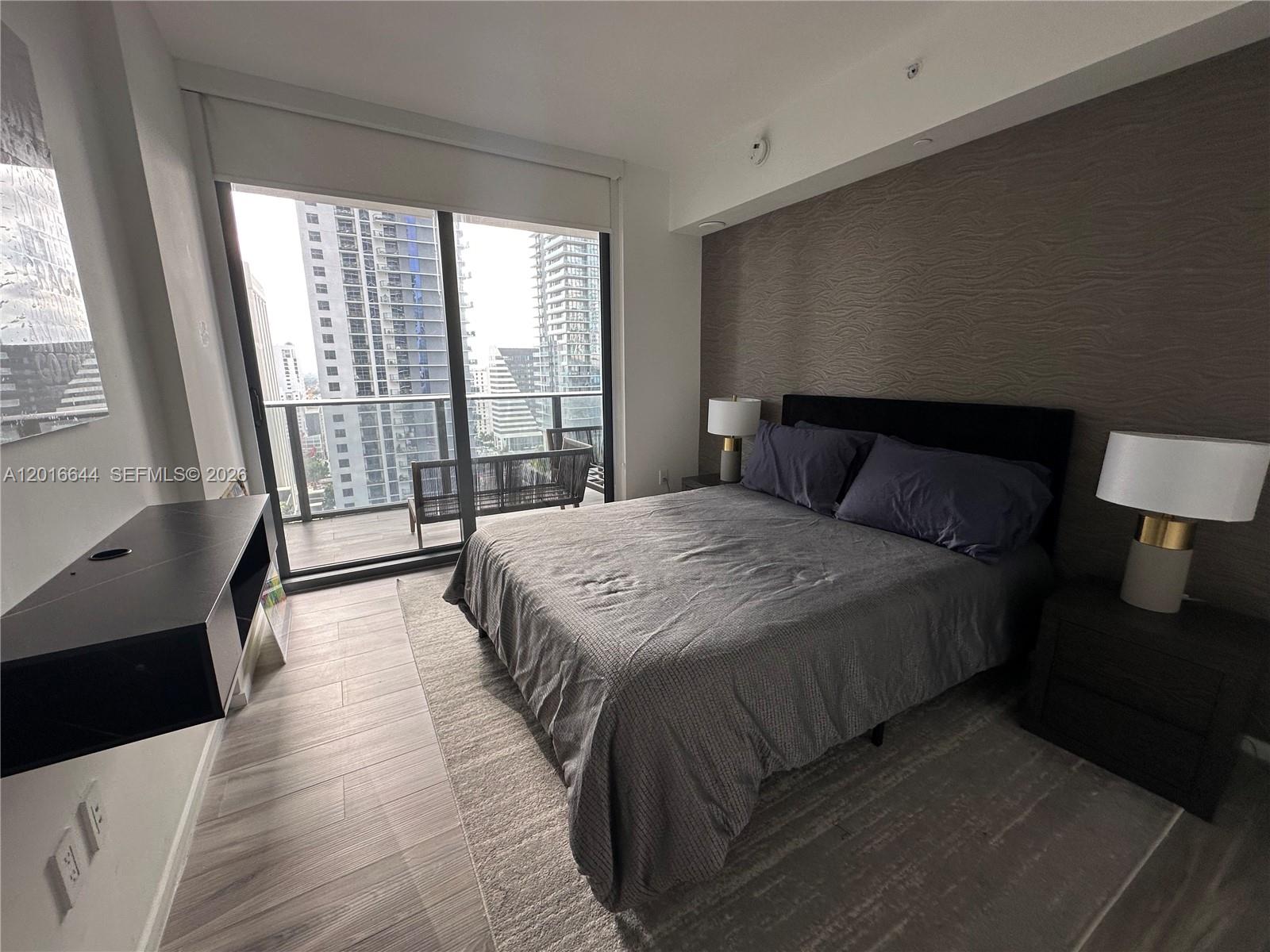 801 S Miami Ave #2001, Miami FL 33130