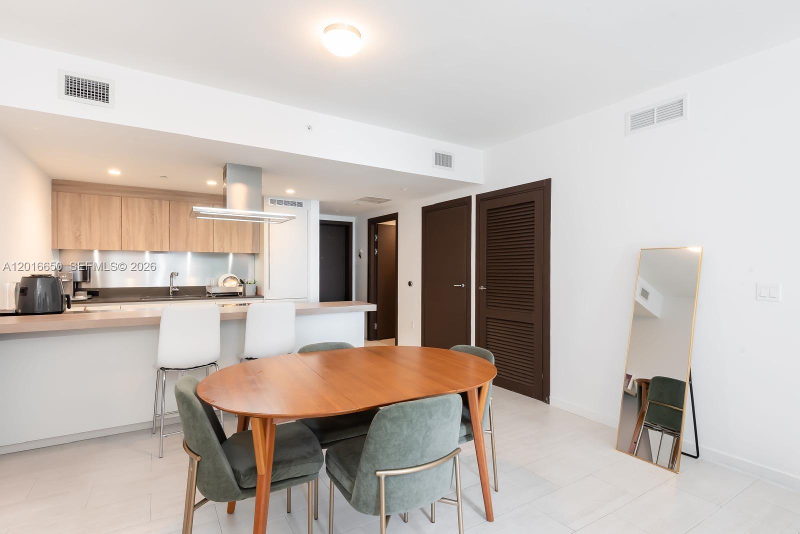 1000 Brickell Plz #2603, Miami FL 33131
