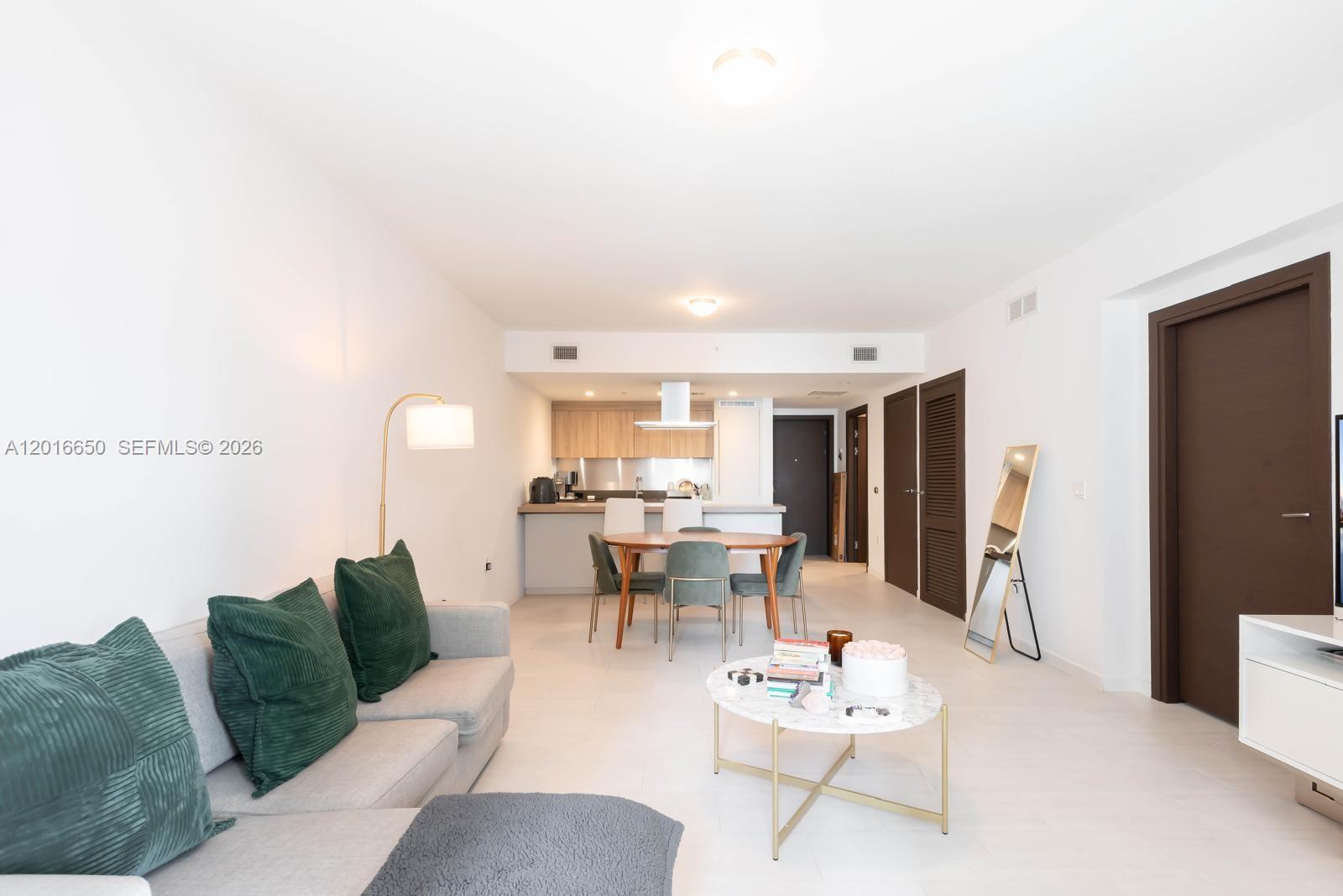 1000 Brickell Plz #2603, Miami FL 33131