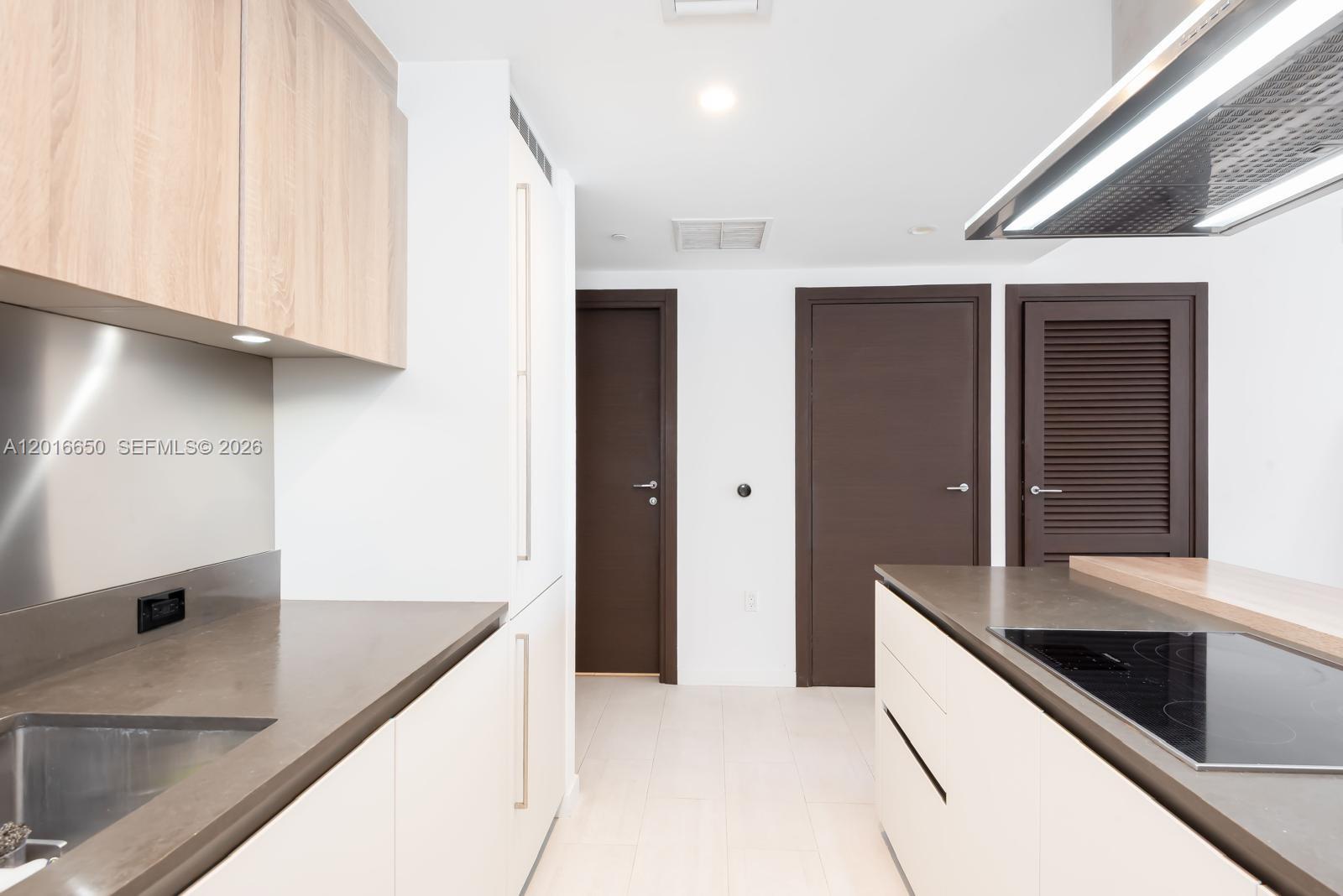 1000 Brickell Plz #2603, Miami FL 33131
