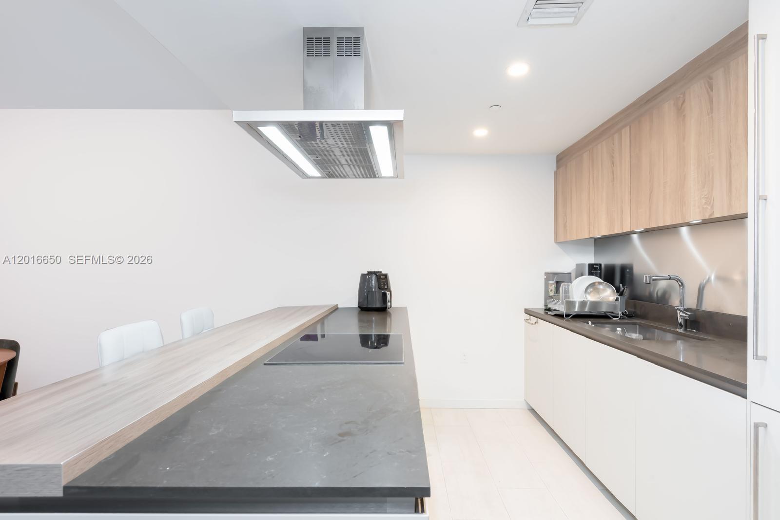 1000 Brickell Plz #2603, Miami FL 33131