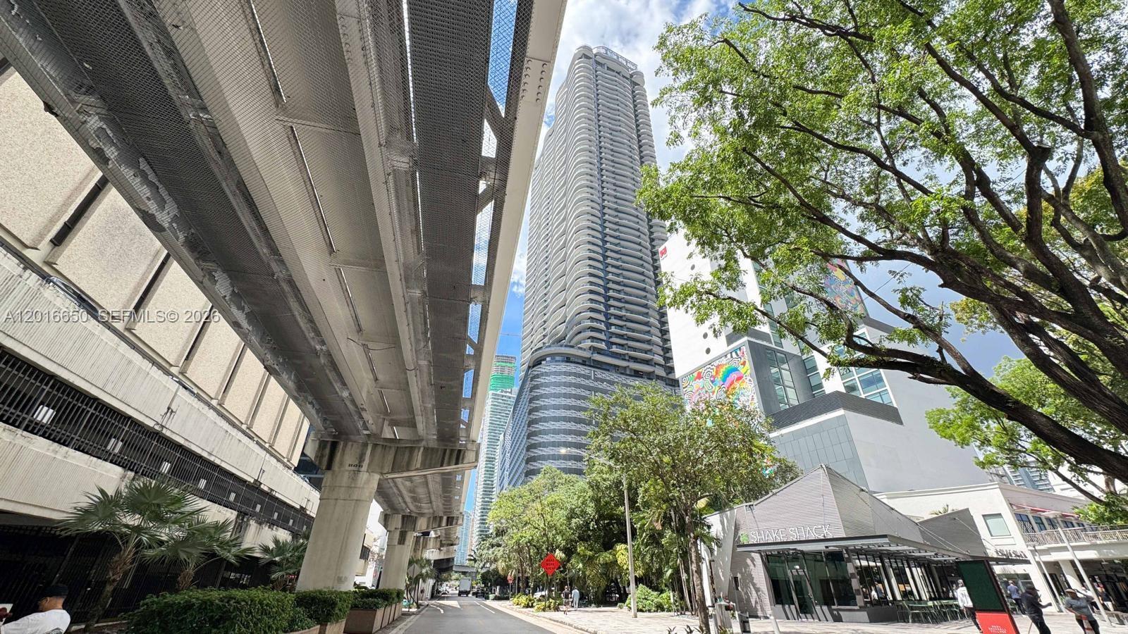 1000 Brickell Plz #2603, Miami FL 33131