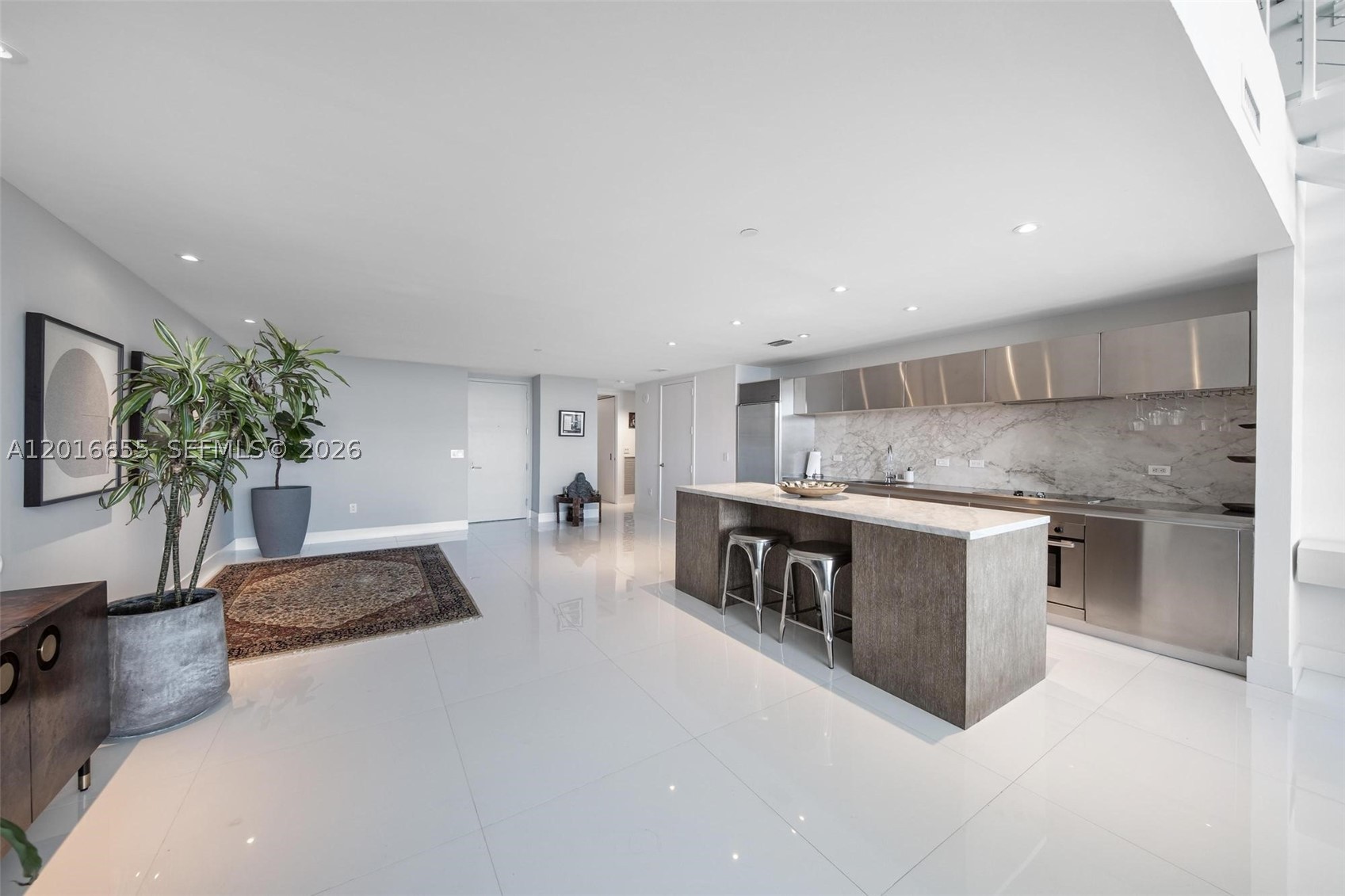 1040 Biscayne Blvd #2203, Miami FL 33132
