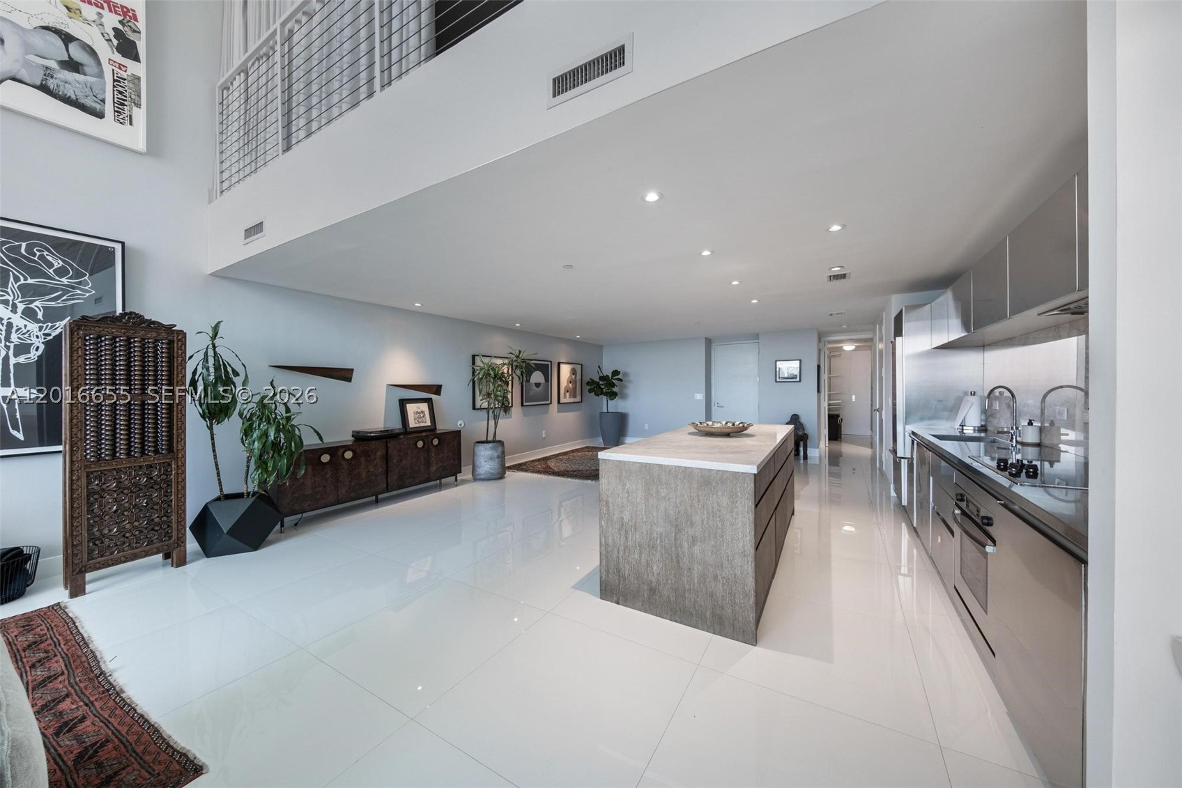 1040 Biscayne Blvd #2203, Miami FL 33132