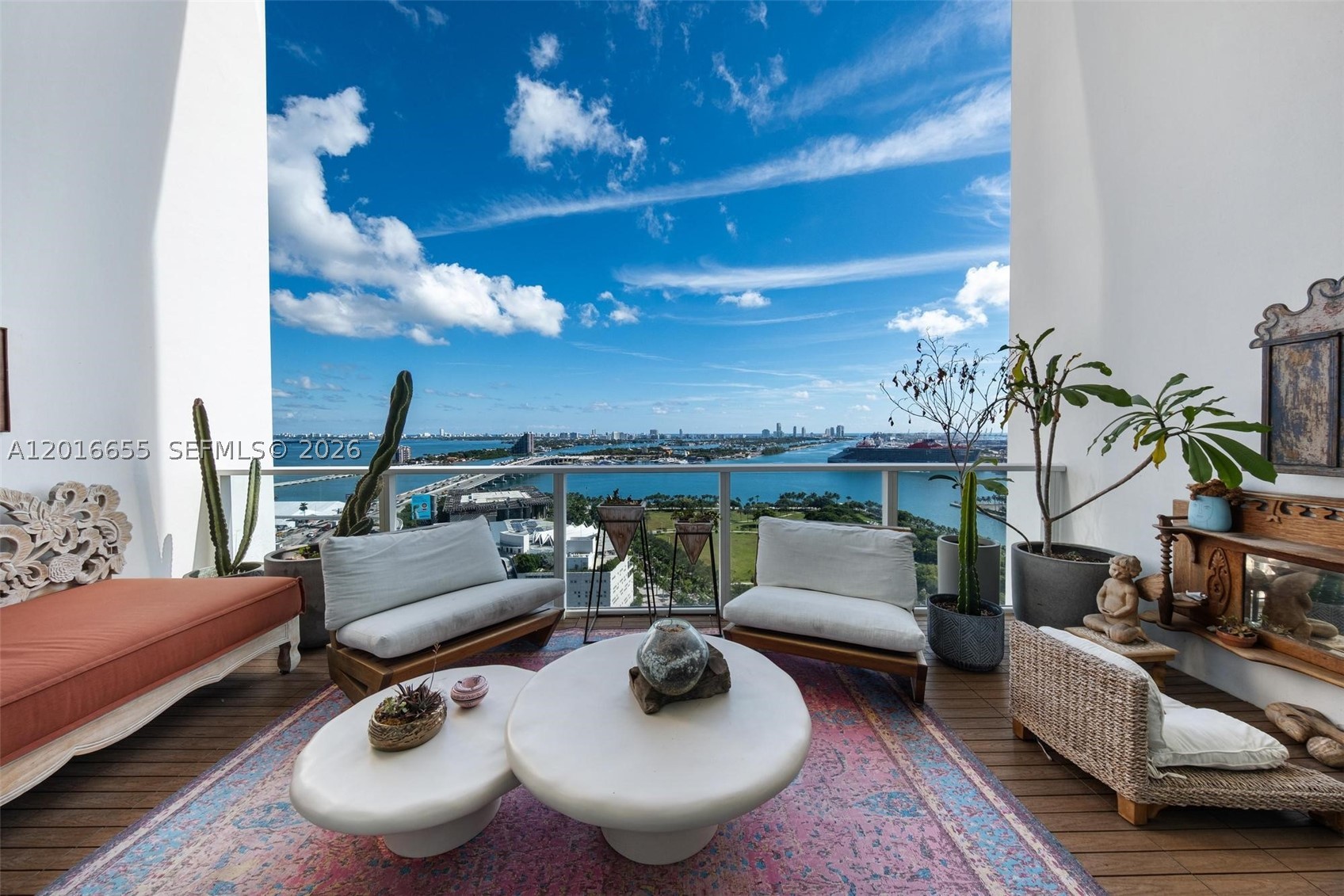 1040 Biscayne Blvd #2203, Miami FL 33132