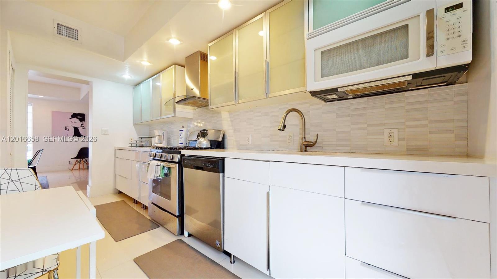 1315 14th St, Miami Beach FL 33139