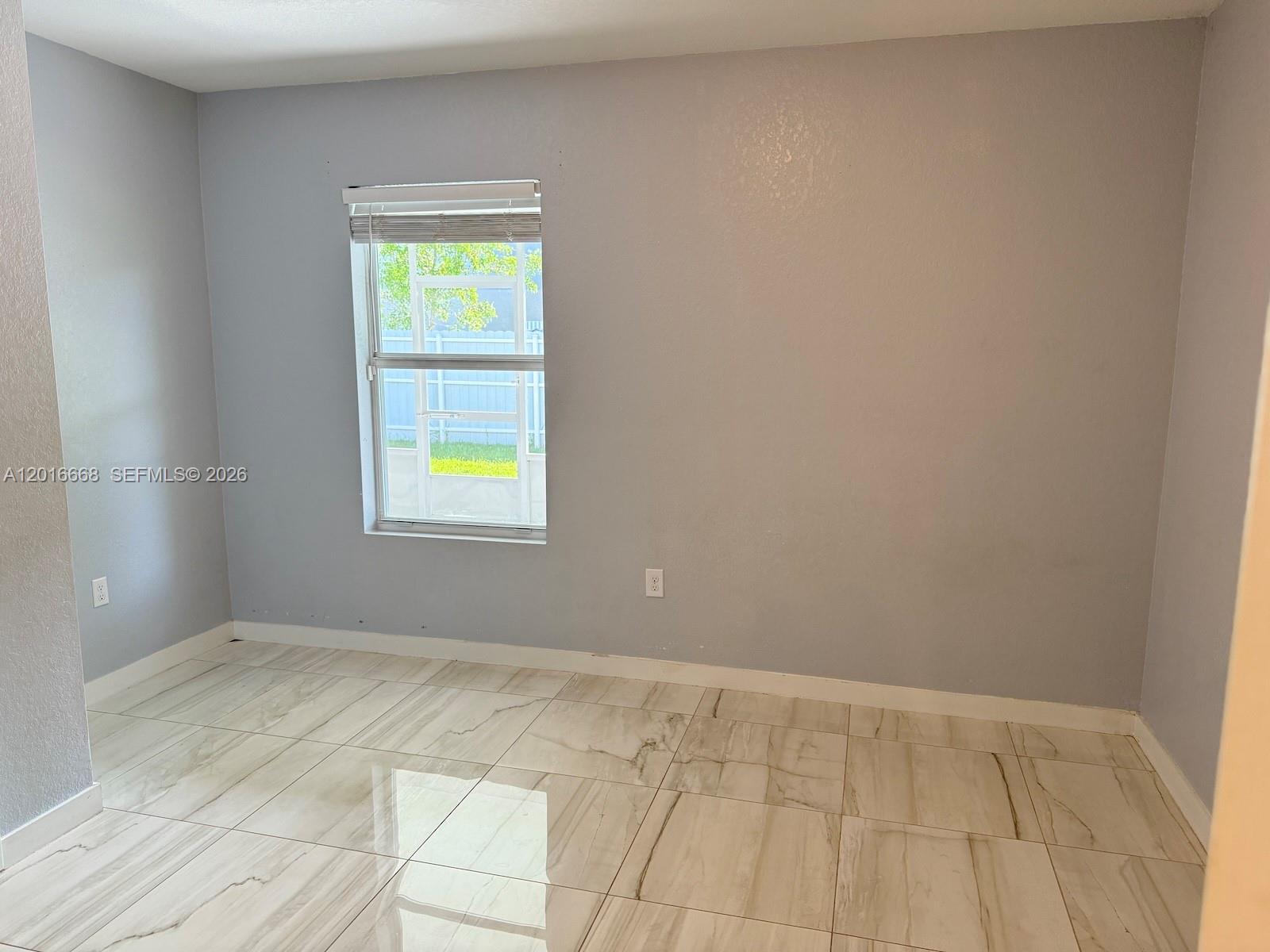 462 NE 6th Pl, Florida City FL 33034