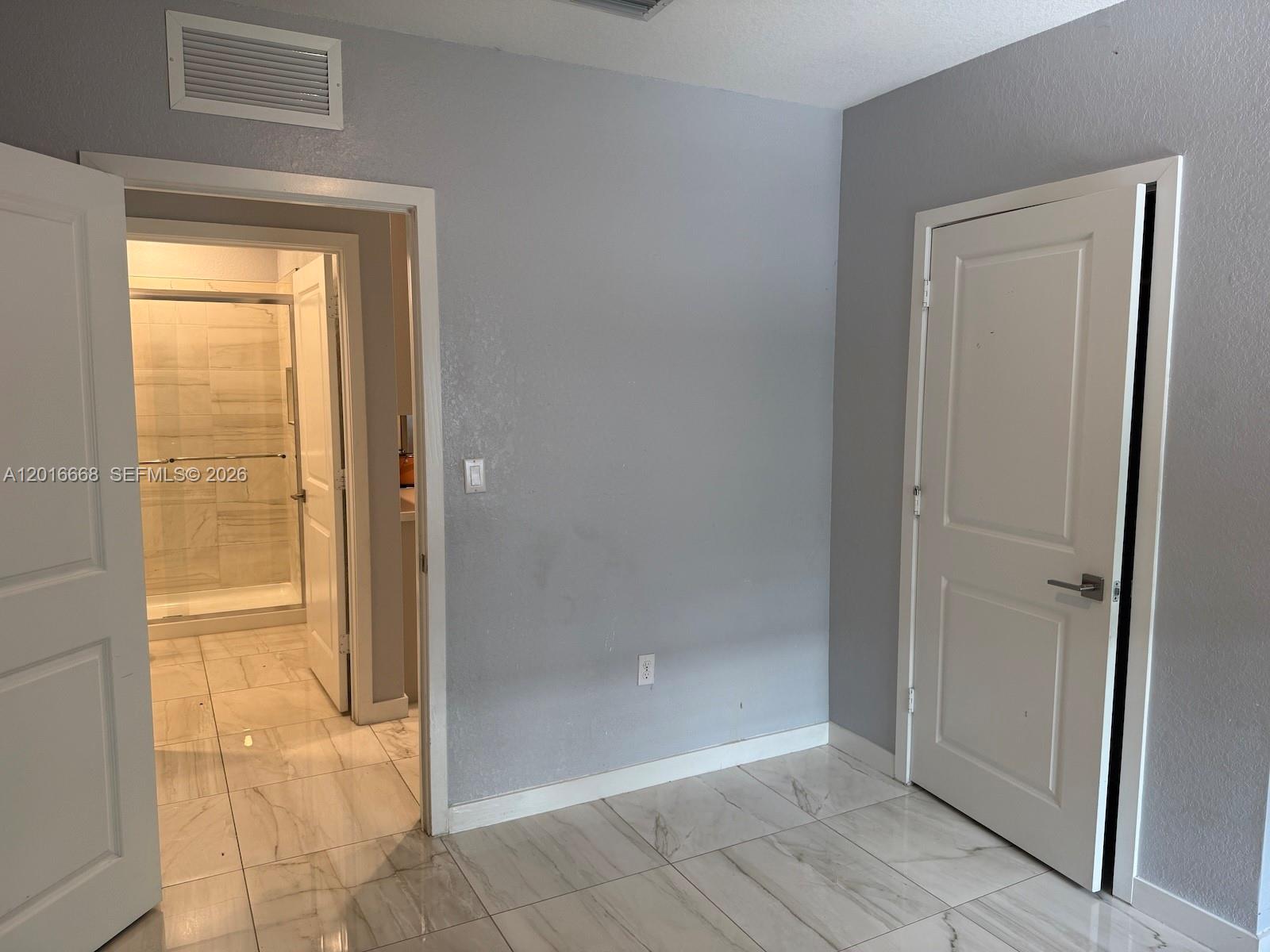 462 NE 6th Pl, Florida City FL 33034