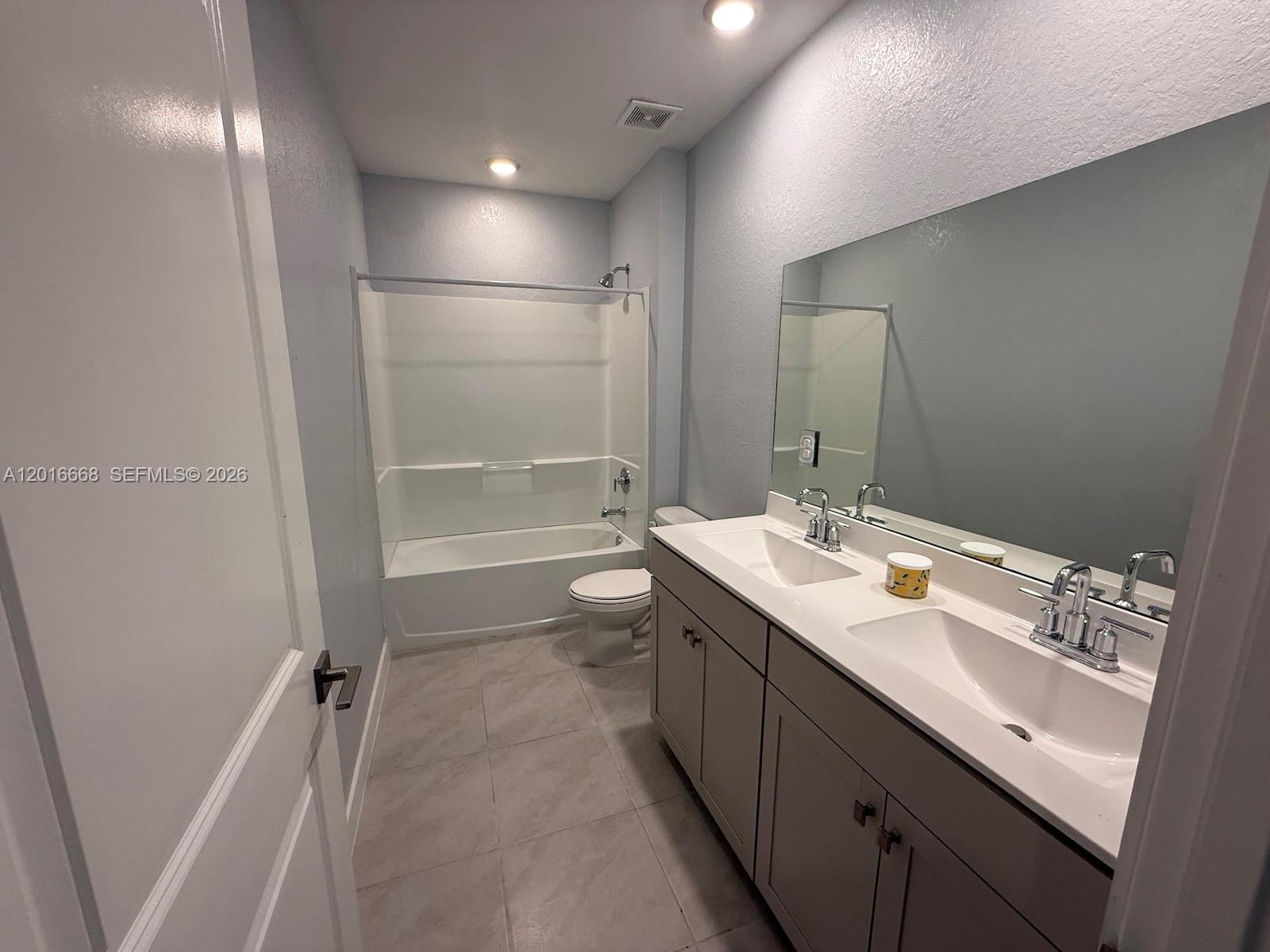 462 NE 6th Pl, Florida City FL 33034