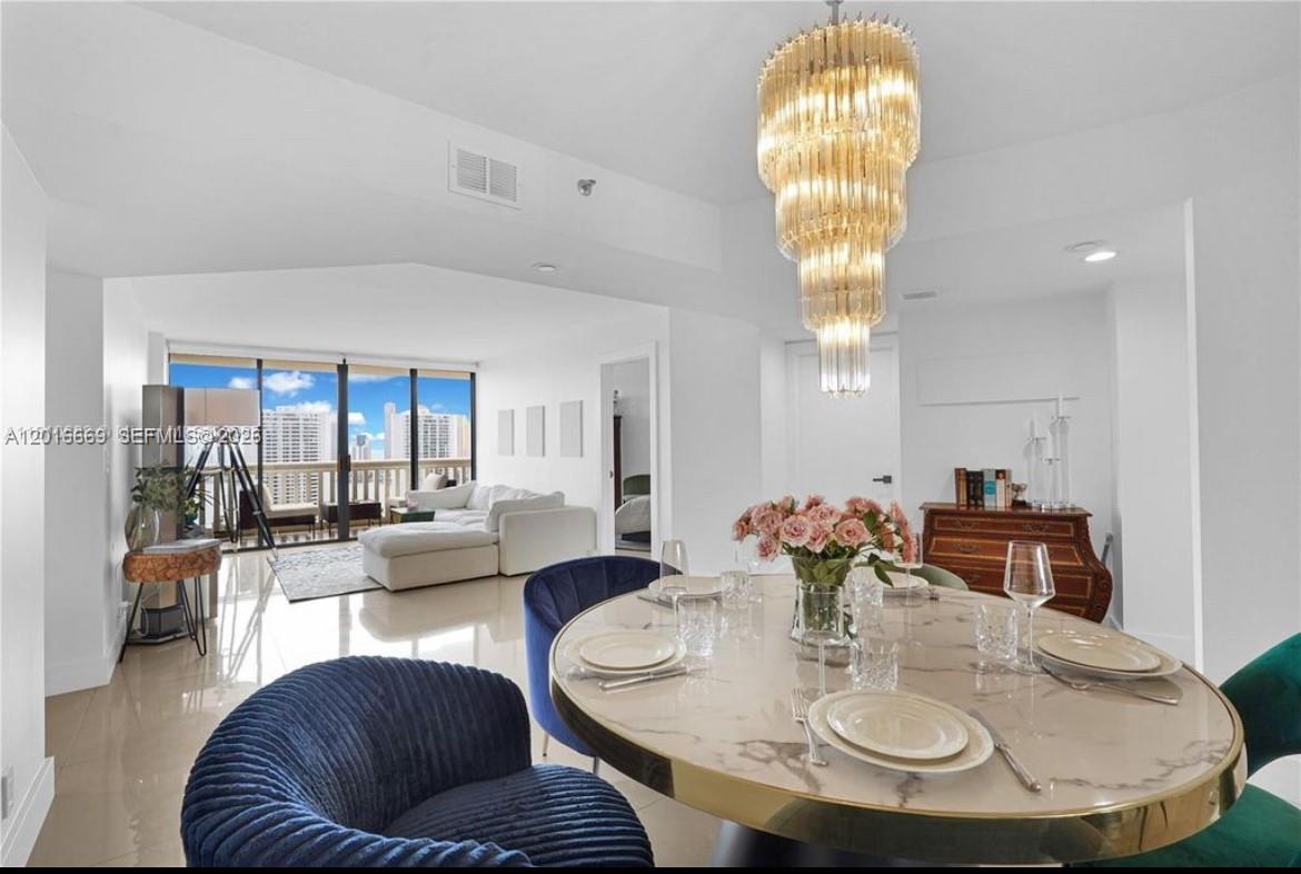 1000 W Island Blvd #2508, Aventura FL 33160