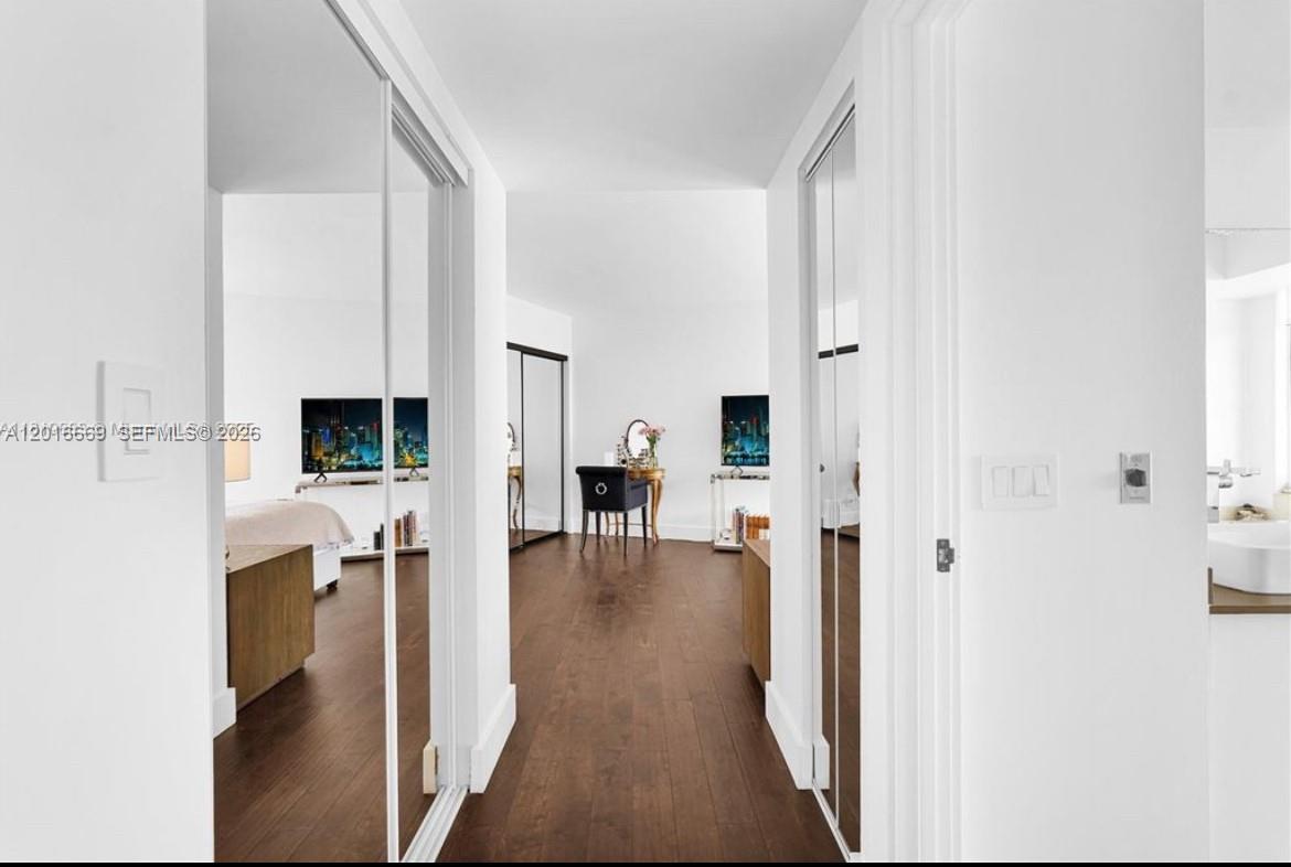 1000 W Island Blvd #2508, Aventura FL 33160