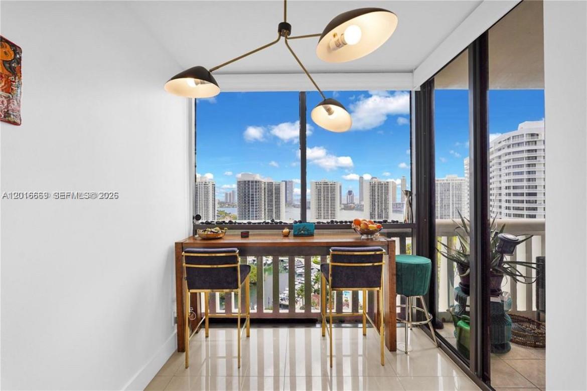 1000 W Island Blvd #2508, Aventura FL 33160