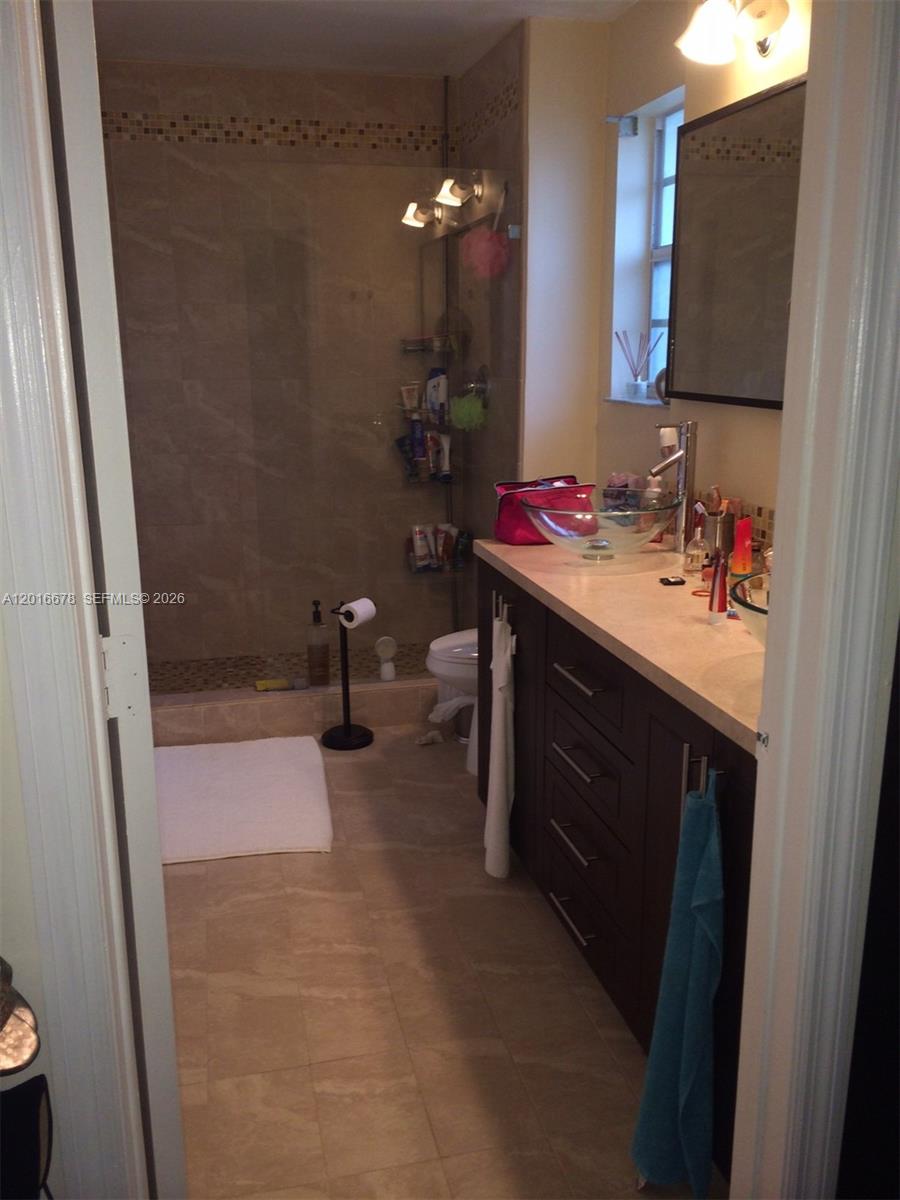 10026 SW 162nd Path, Miami FL 33196