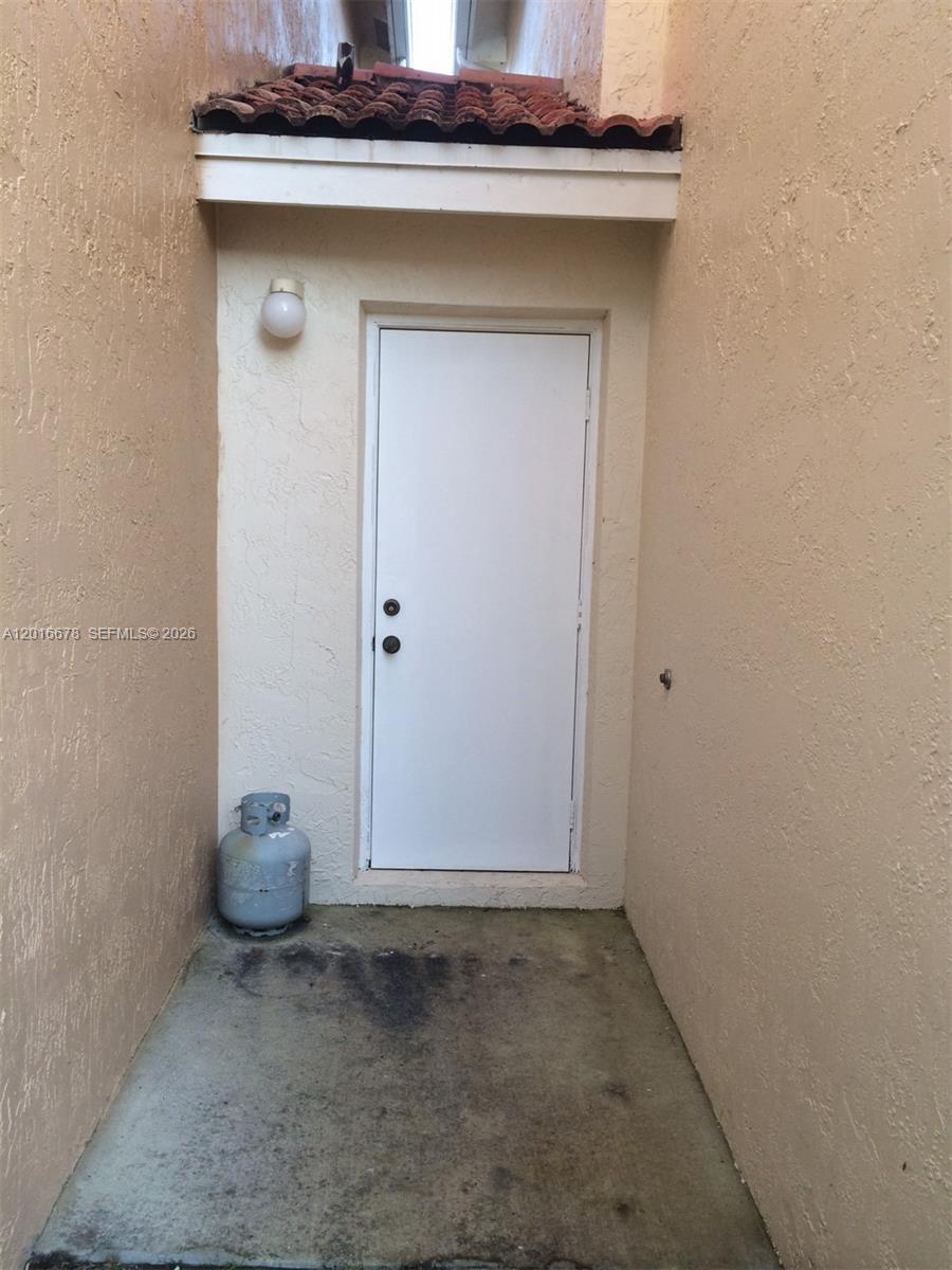 10026 SW 162nd Path, Miami FL 33196
