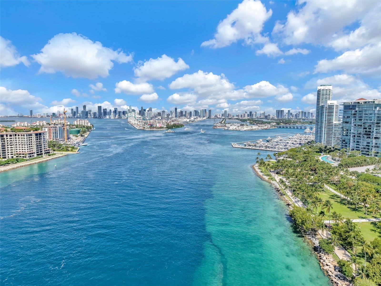 100 S Pointe Dr #801, Miami Beach FL 33139