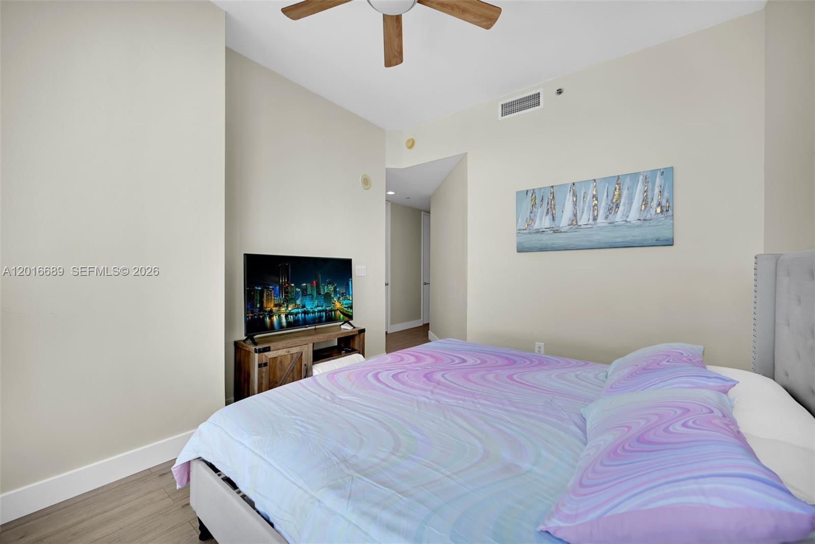 100 S Pointe Dr #801, Miami Beach FL 33139