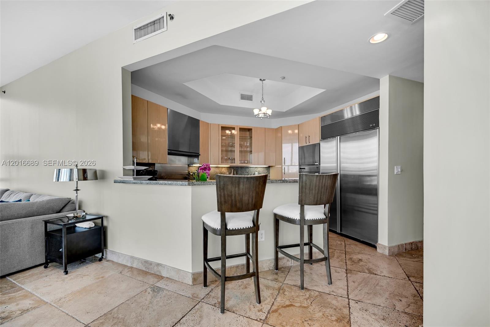 100 S Pointe Dr #801, Miami Beach FL 33139