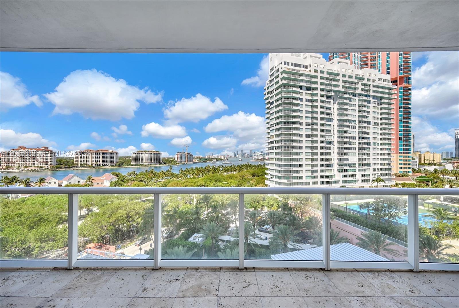 100 S Pointe Dr #801, Miami Beach FL 33139
