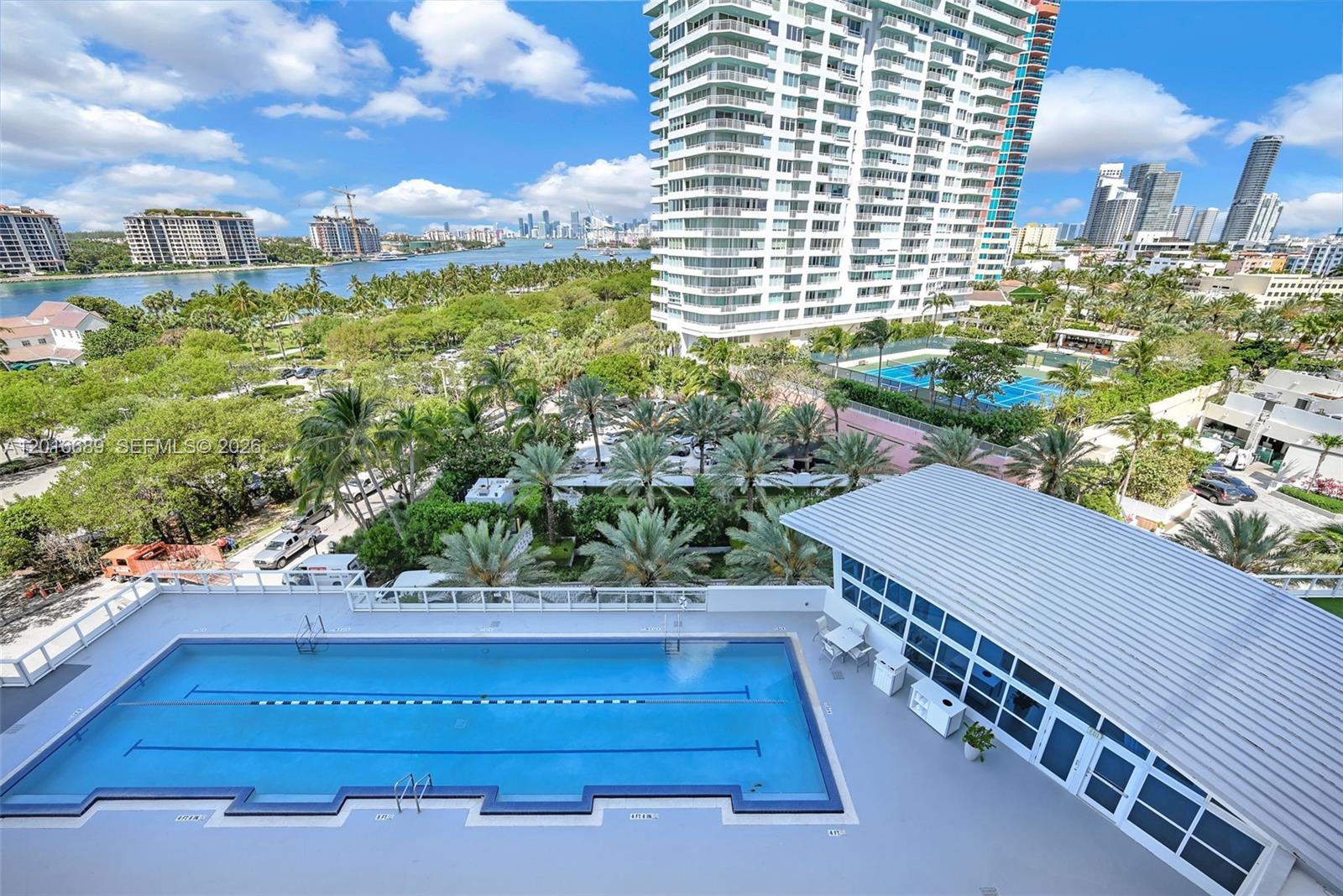 100 S Pointe Dr #801, Miami Beach FL 33139