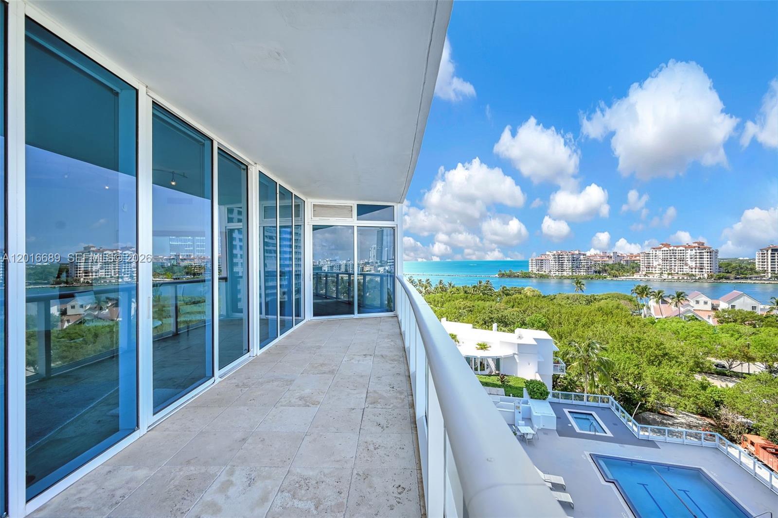 100 S Pointe Dr #801, Miami Beach FL 33139