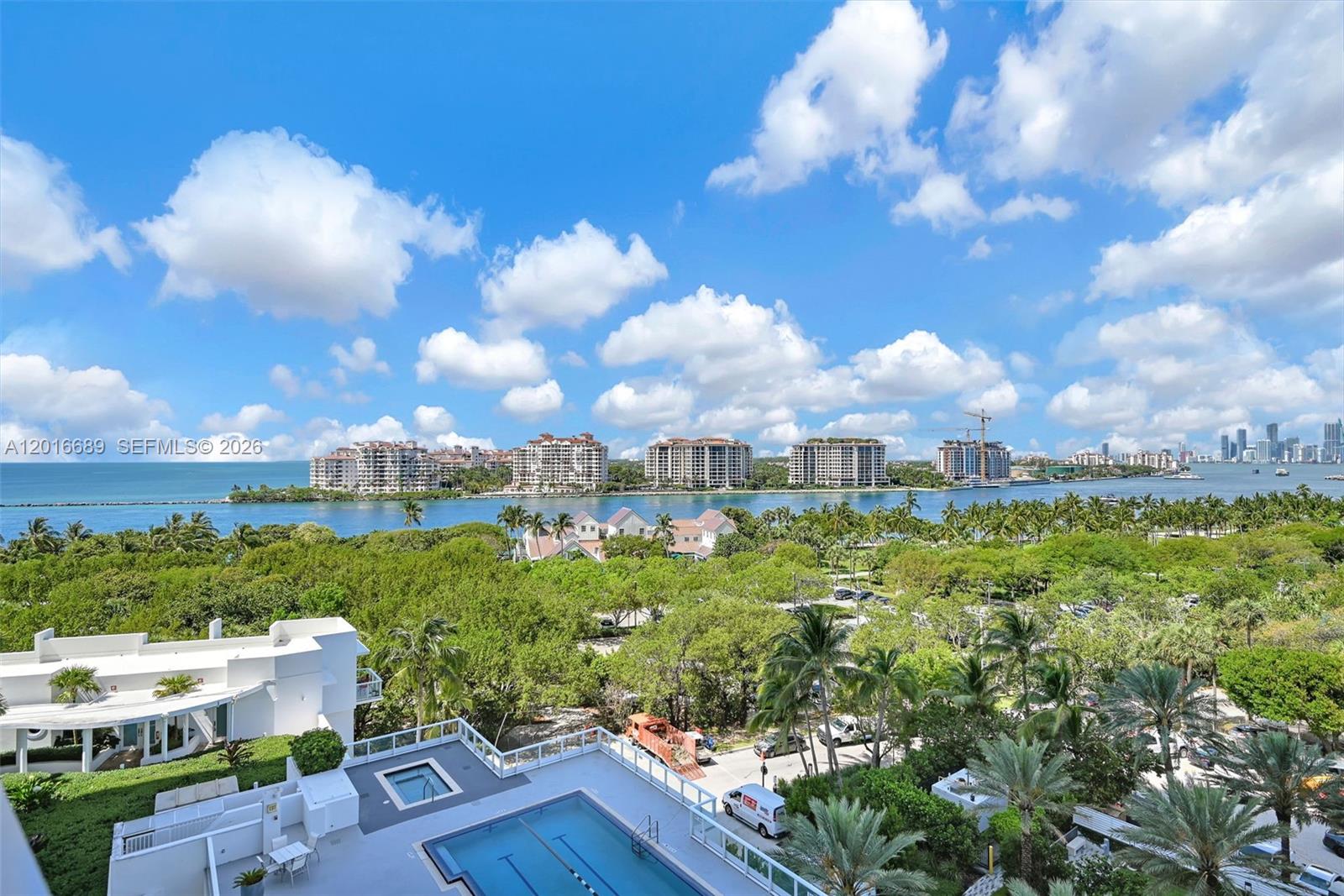 100 S Pointe Dr #801, Miami Beach FL 33139
