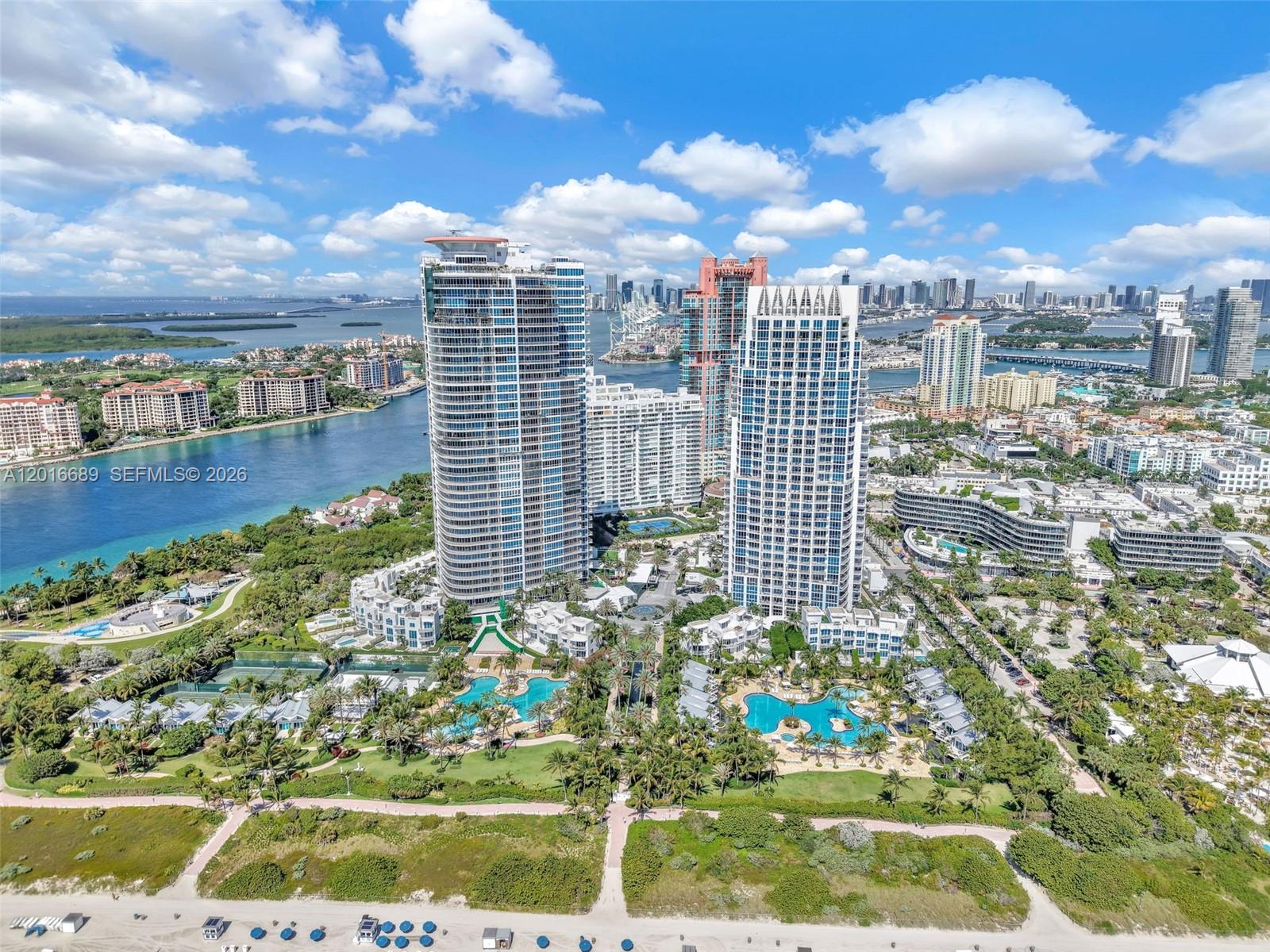 100 S Pointe Dr #801, Miami Beach FL 33139