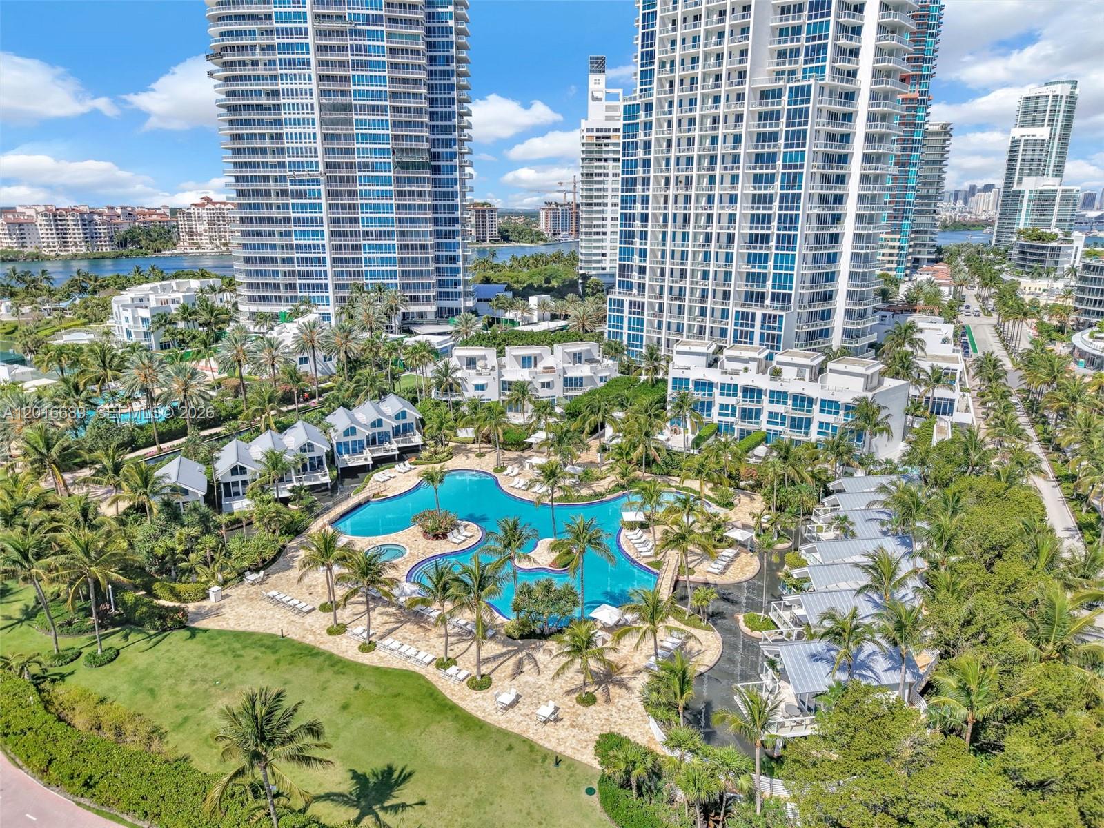 100 S Pointe Dr #801, Miami Beach FL 33139