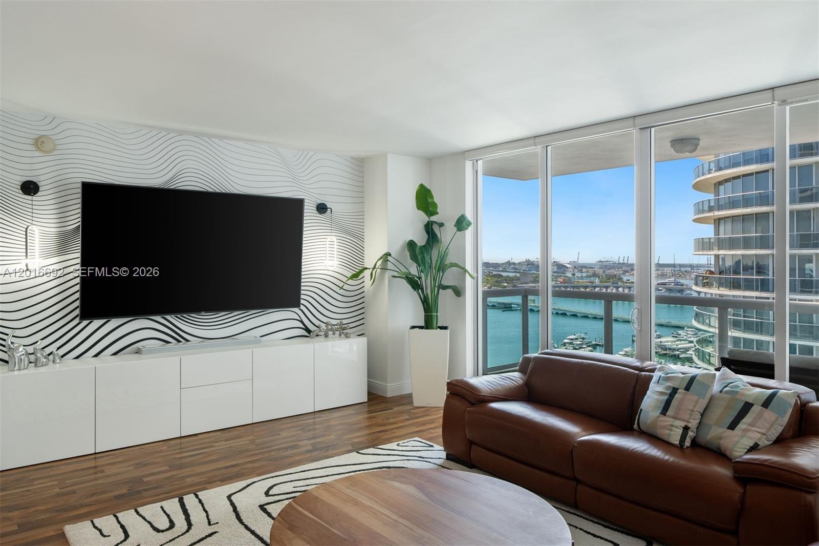 1800 N Bayshore Dr #2111, Miami FL 33132