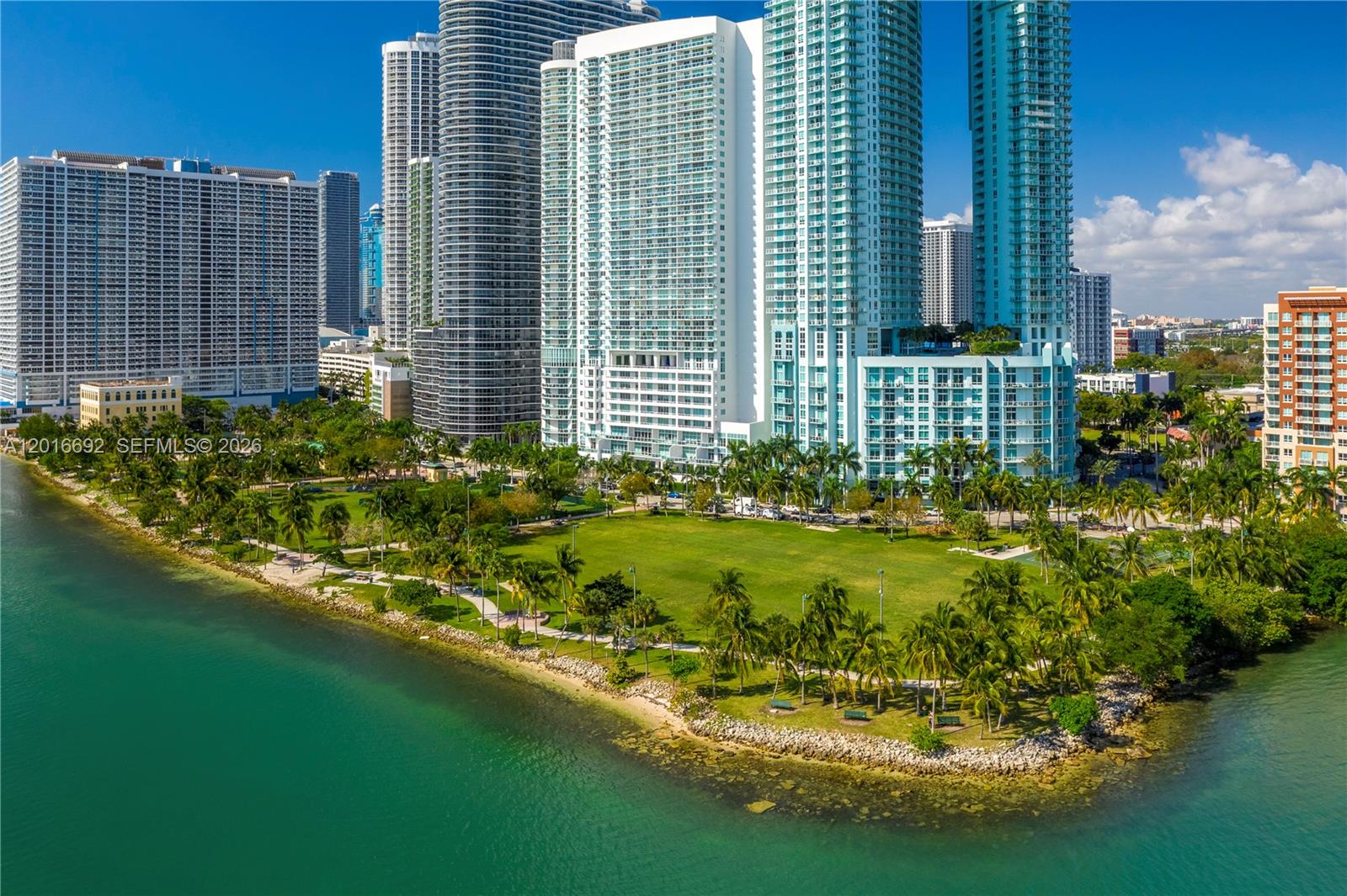 1800 N Bayshore Dr #2111, Miami FL 33132