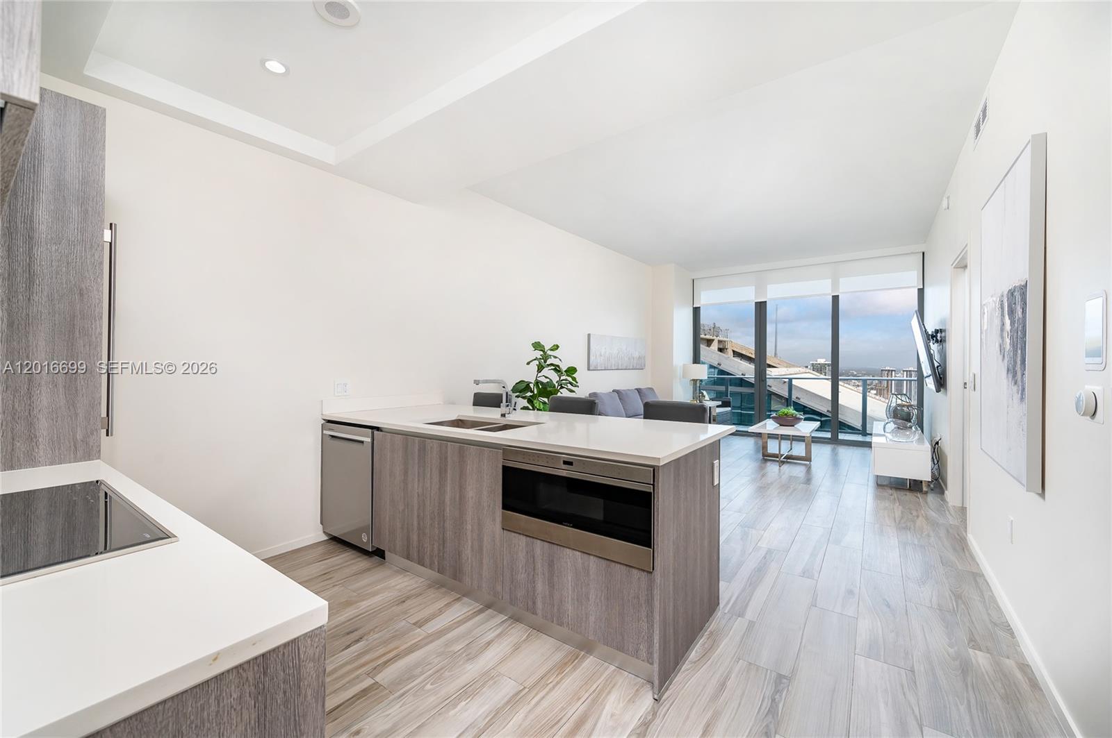 801 S Miami Ave #5207, Miami FL 33130