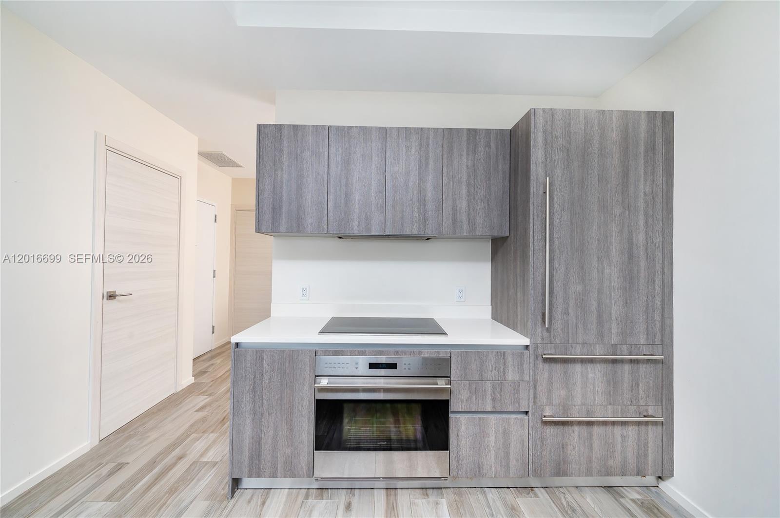 801 S Miami Ave #5207, Miami FL 33130