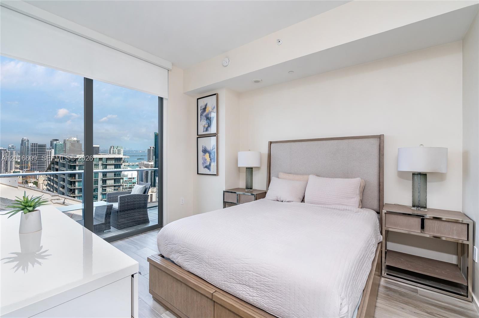 801 S Miami Ave #5207, Miami FL 33130