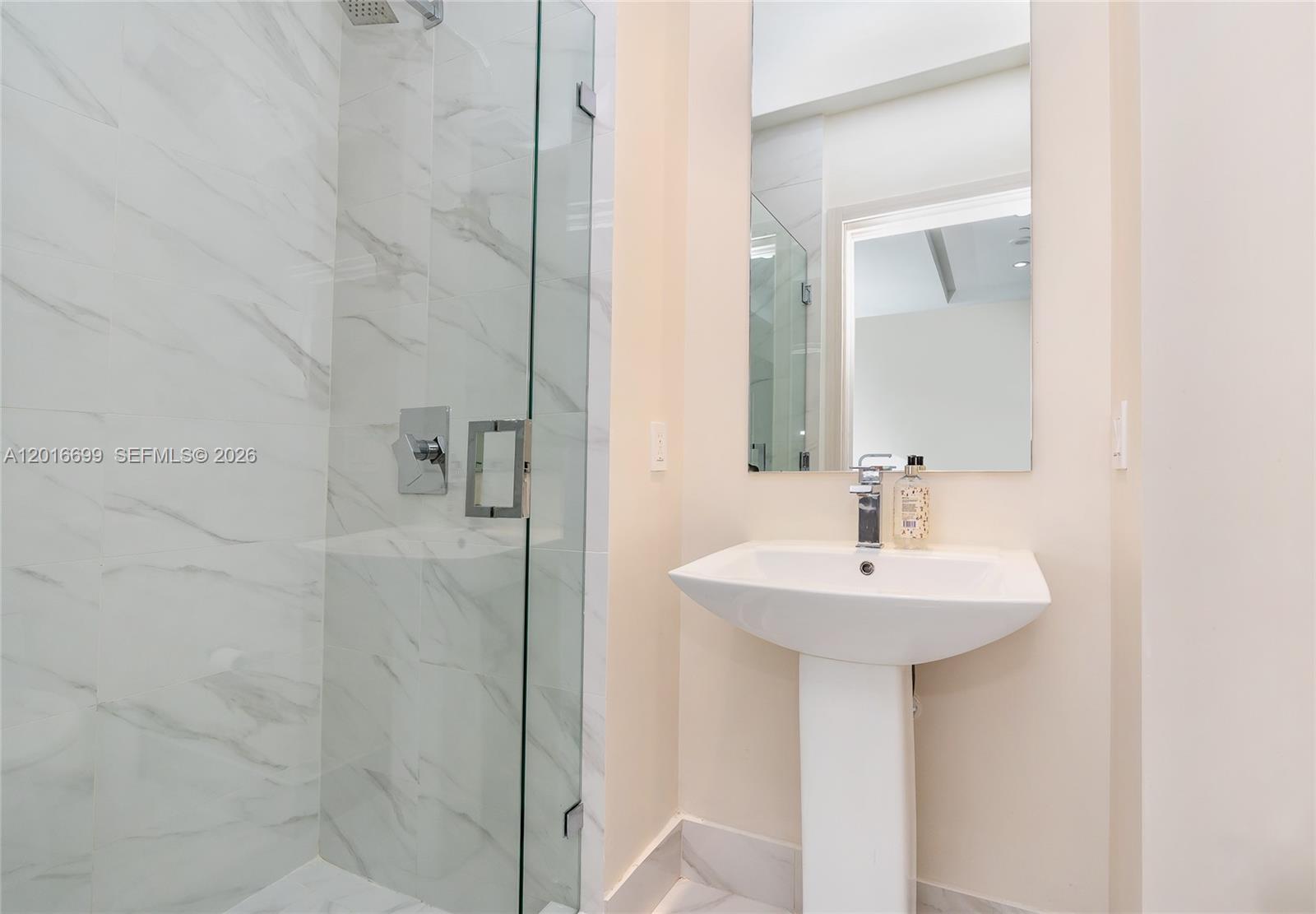 801 S Miami Ave #5207, Miami FL 33130